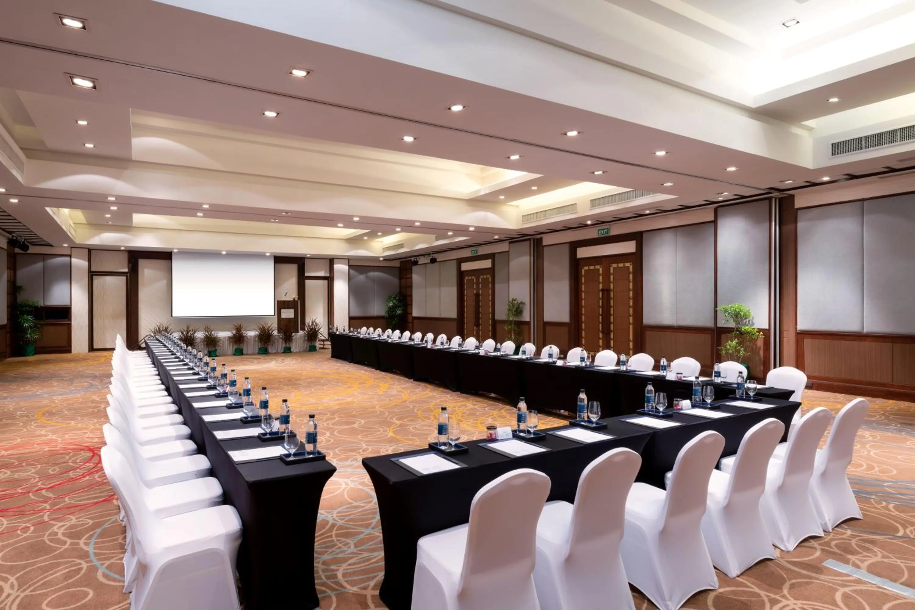 Banquet/Function facilities in Novotel Phuket Vintage Park Resort