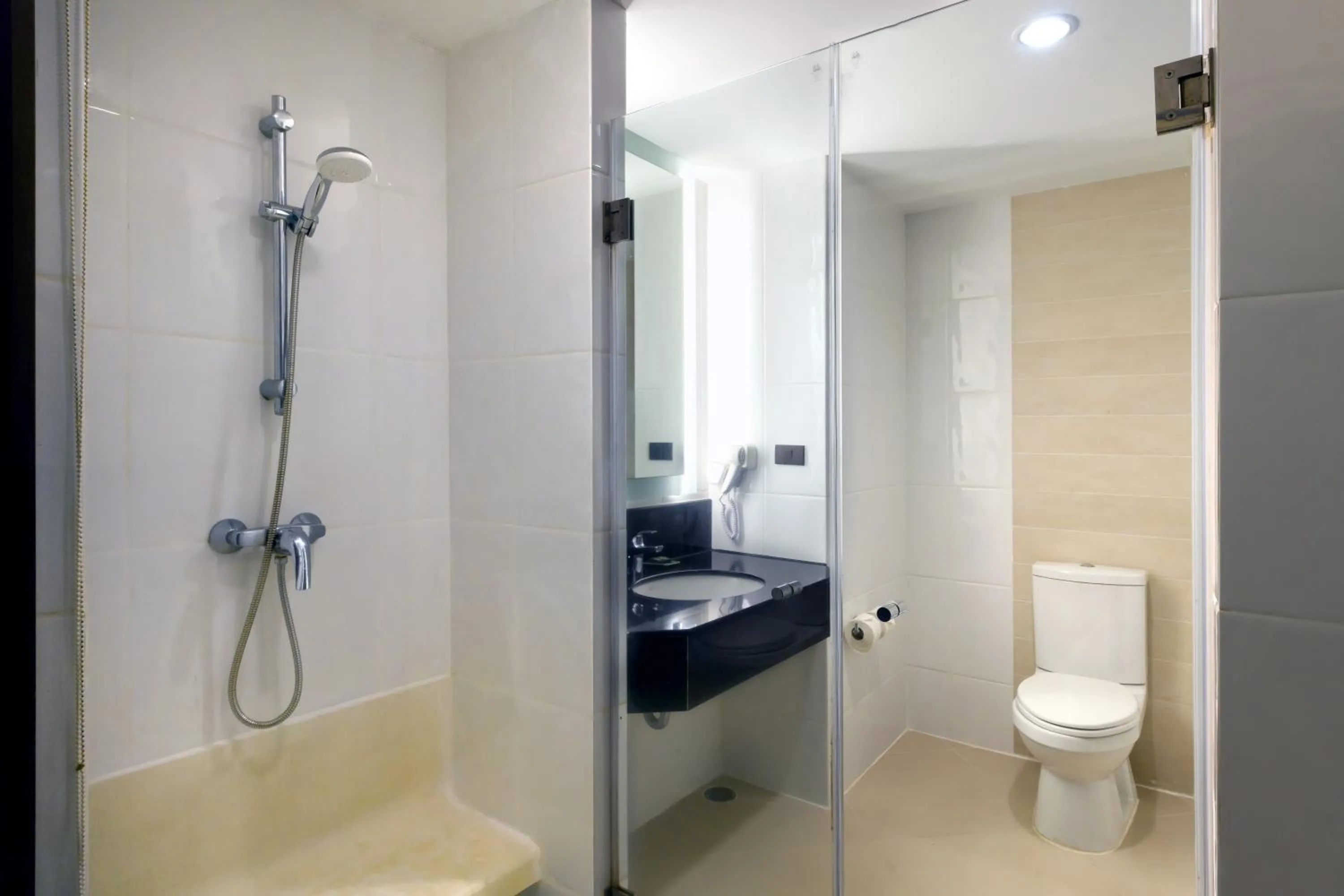 Shower in Novotel Phuket Vintage Park Resort