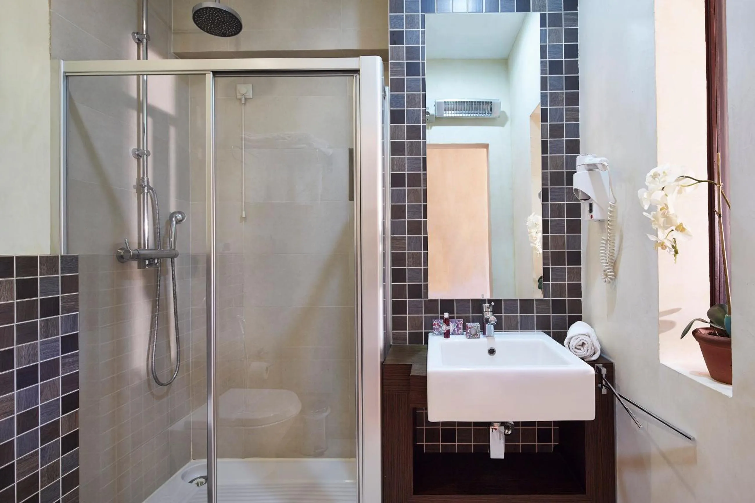 Toilet in Hotel Parque das Laranjeiras