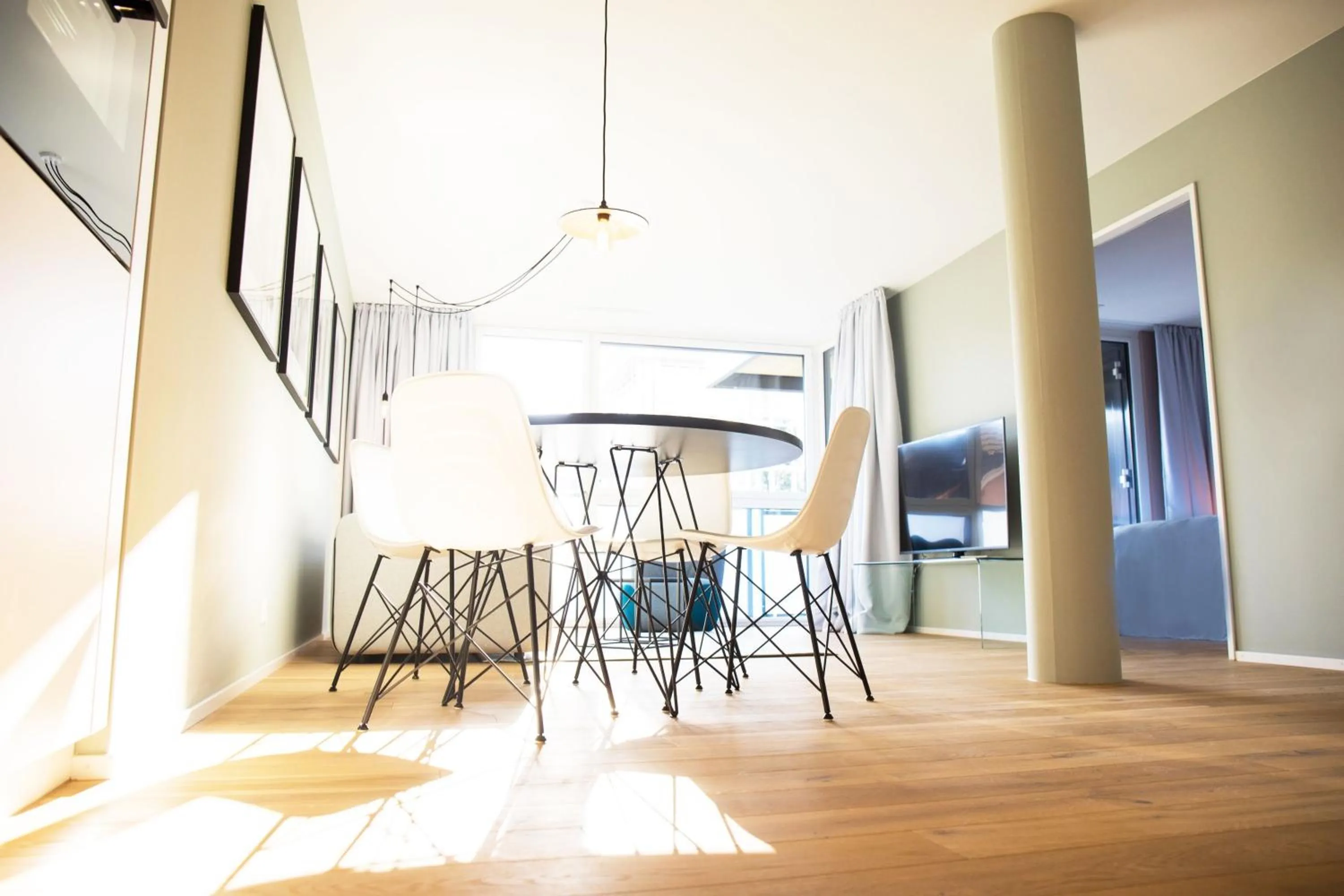 Dining area in Gubelhof Suites
