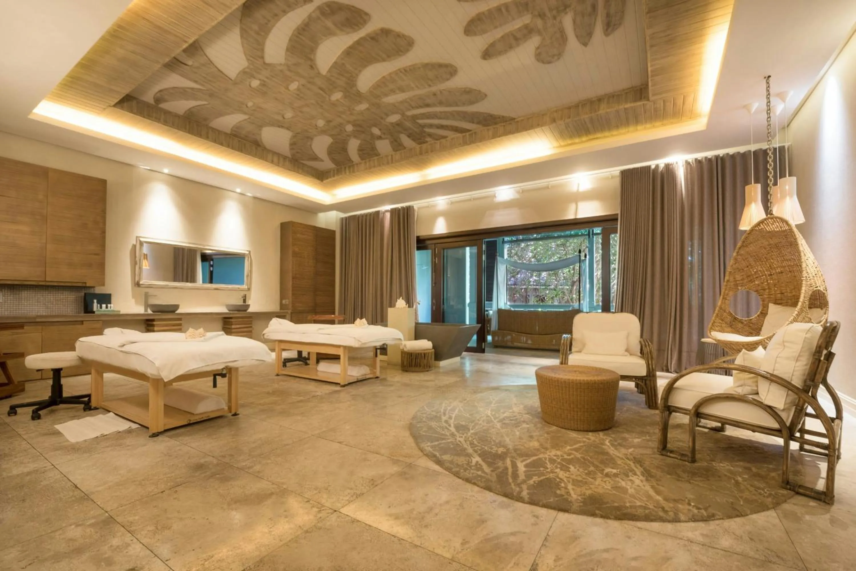 Spa and wellness centre/facilities, Bed in JW Marriott Mauritius Resort