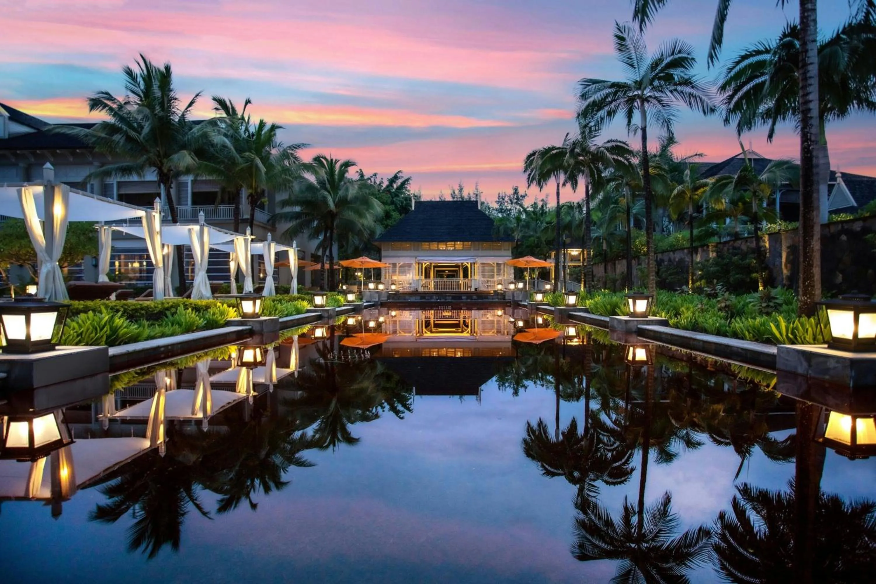 Property building in The St. Regis Le Morne Resort, Mauritius