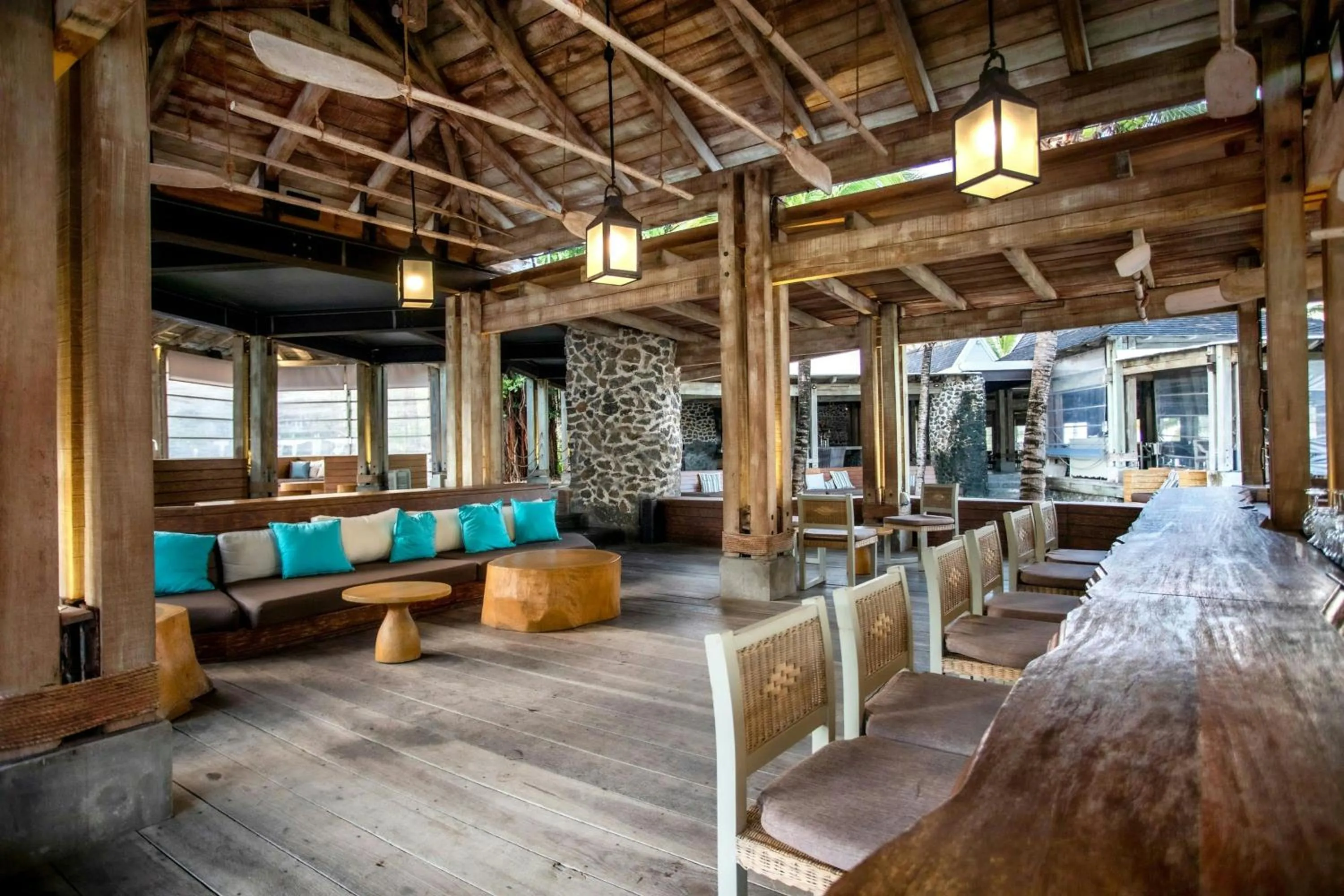 Lounge or bar in JW Marriott Mauritius Resort