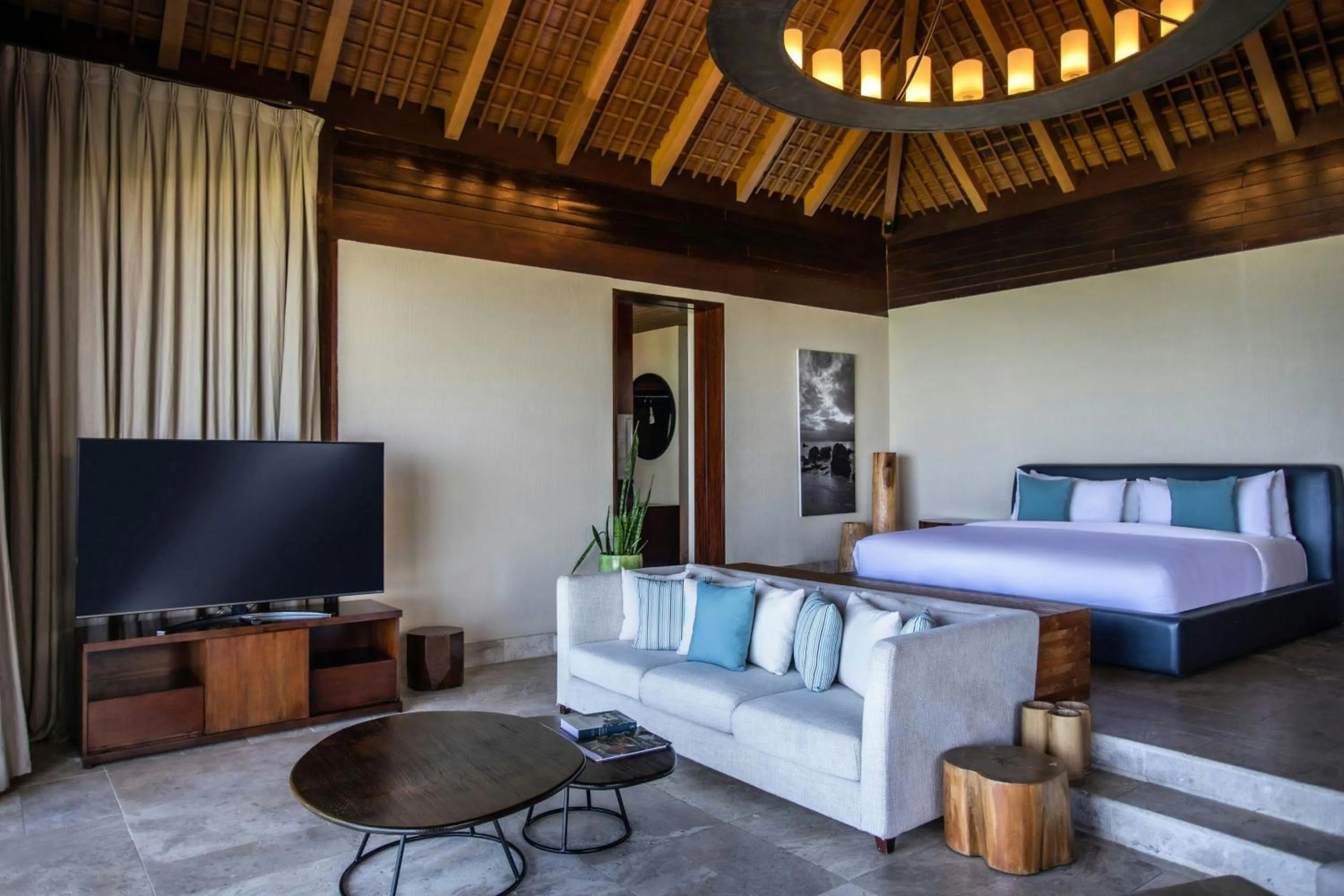 Bedroom, Bed in JW Marriott Mauritius Resort