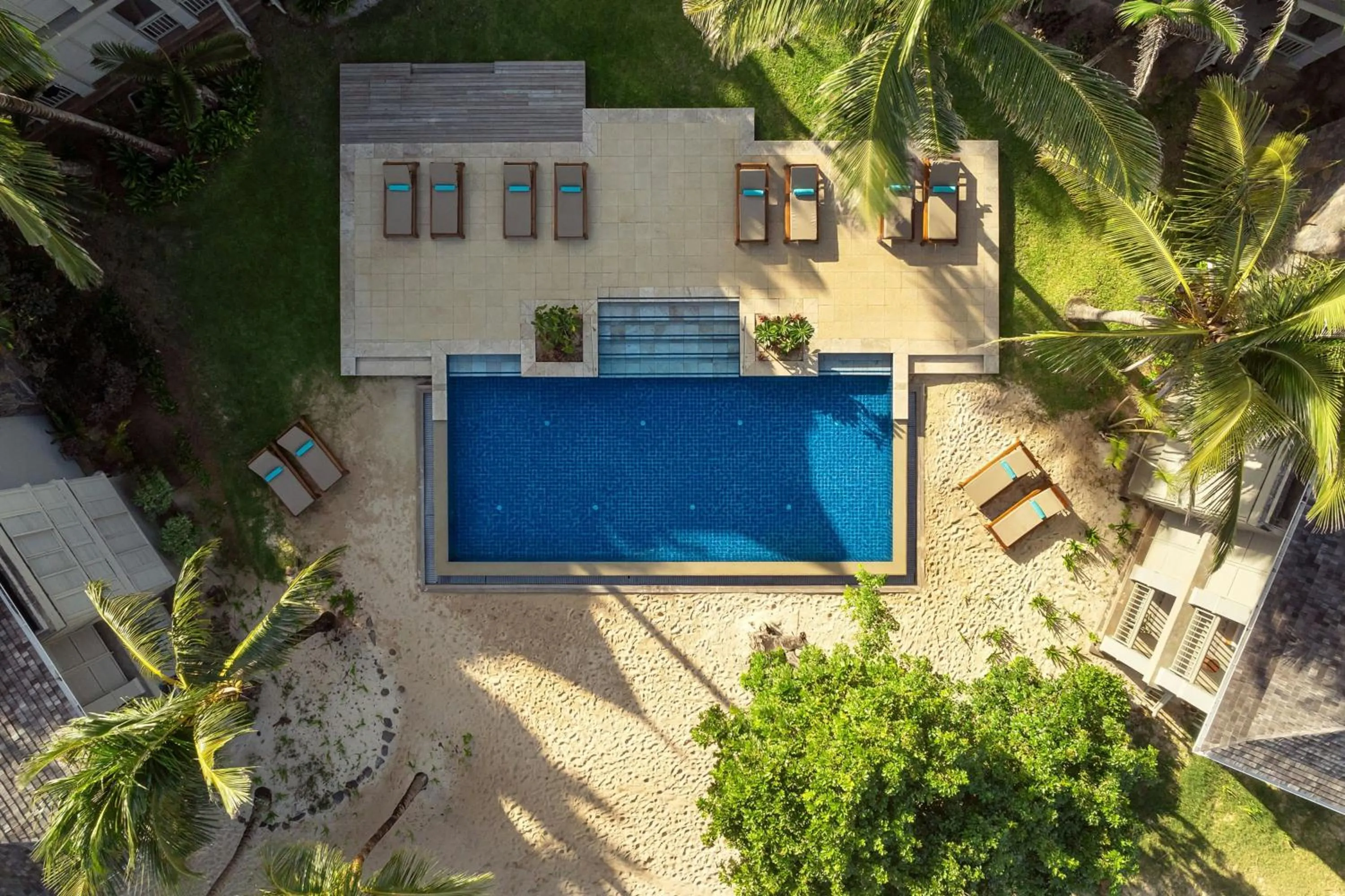 Swimming pool in JW Marriott Mauritius Resort