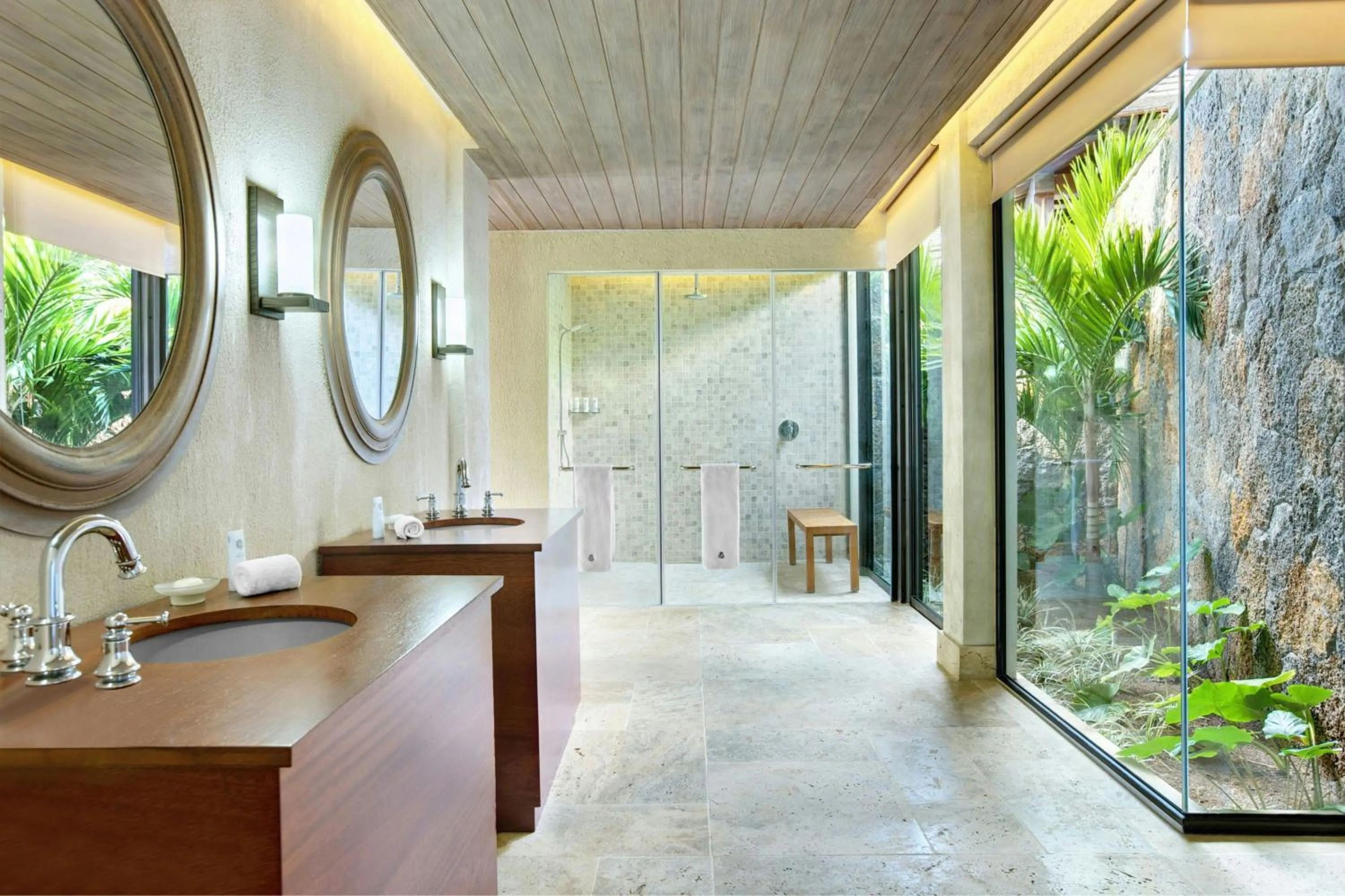 Bathroom in JW Marriott Mauritius Resort