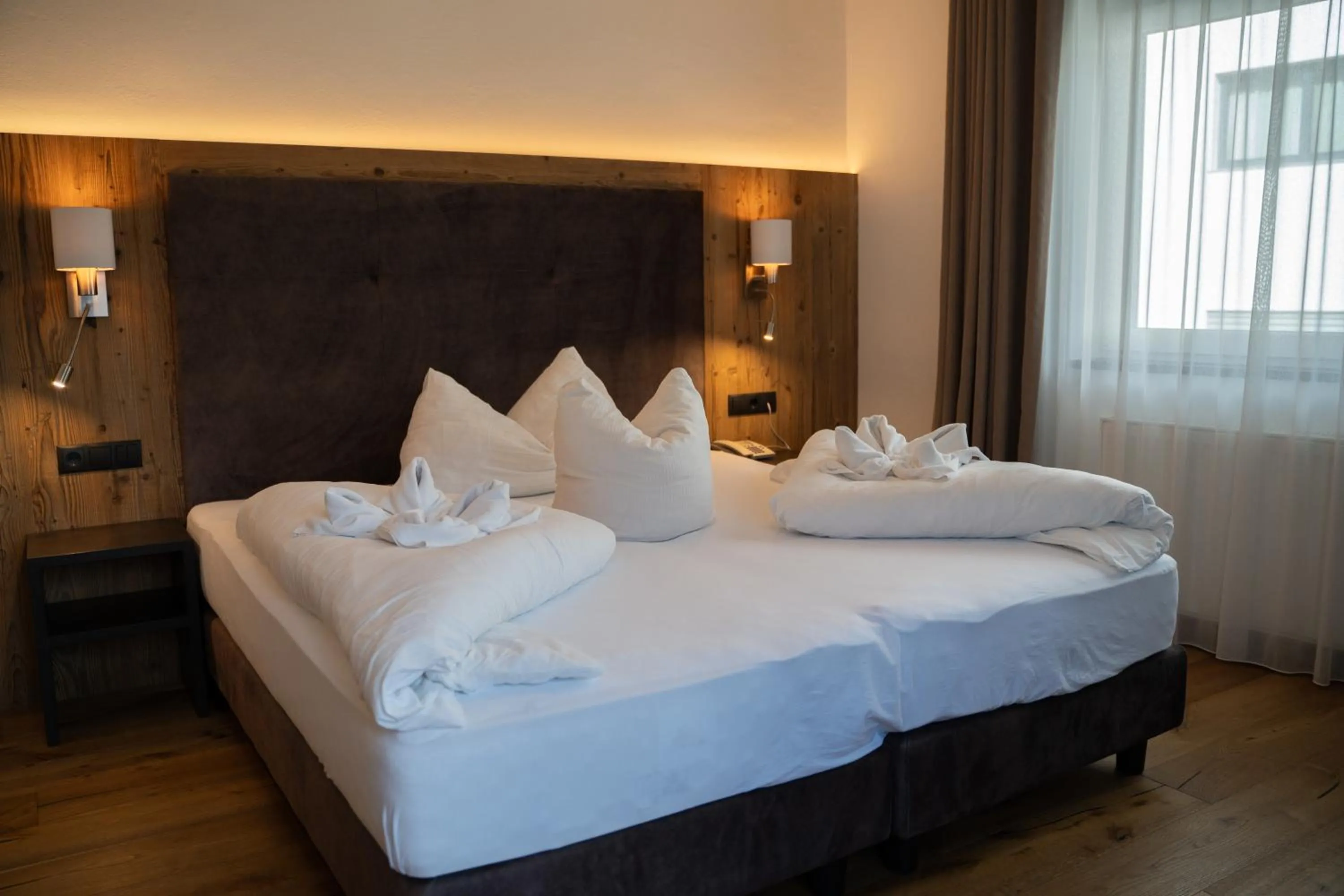 Photo of the whole room, Bed in Alpenhotel Regina