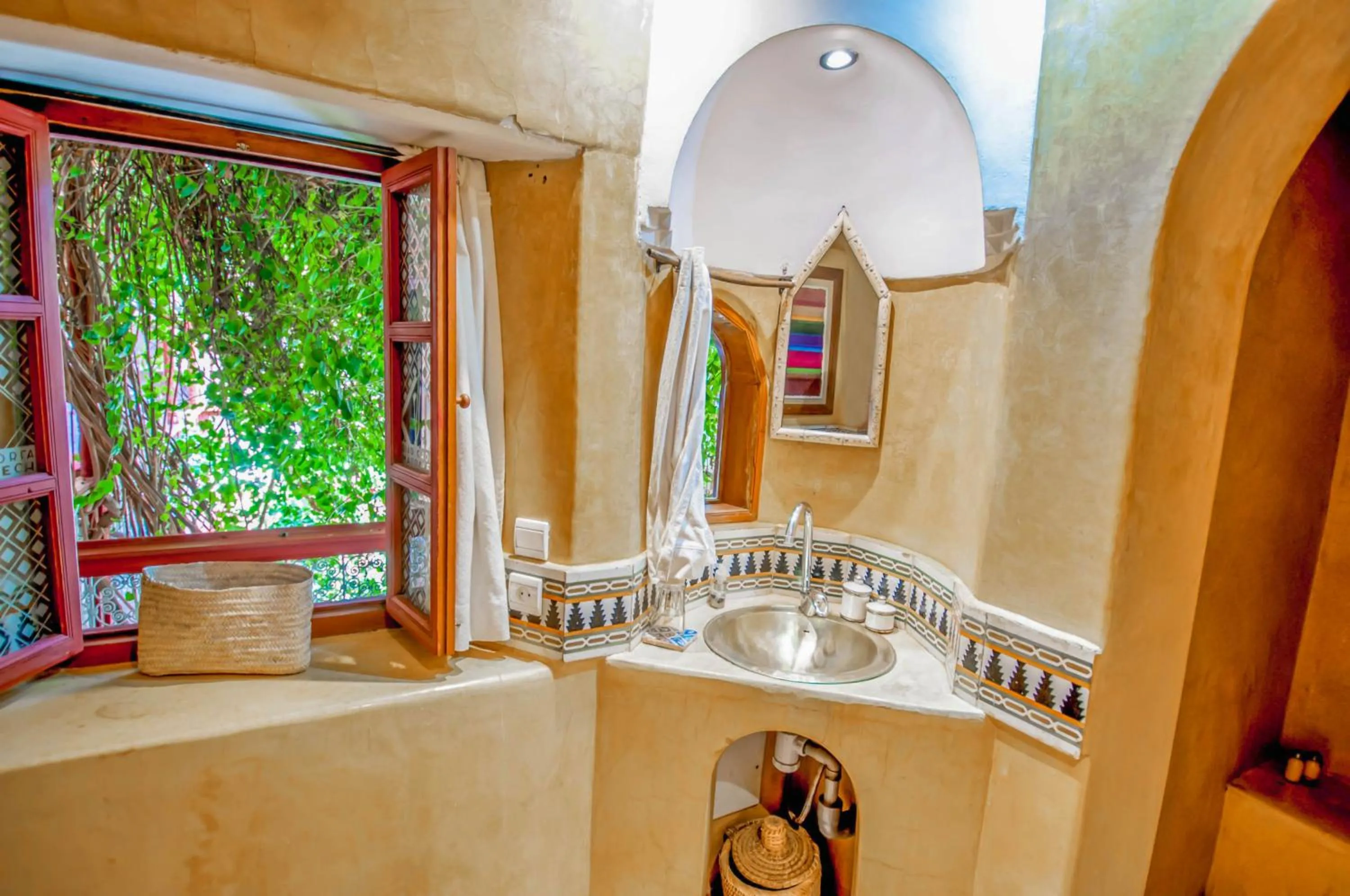 Bathroom in Riad Chorfa