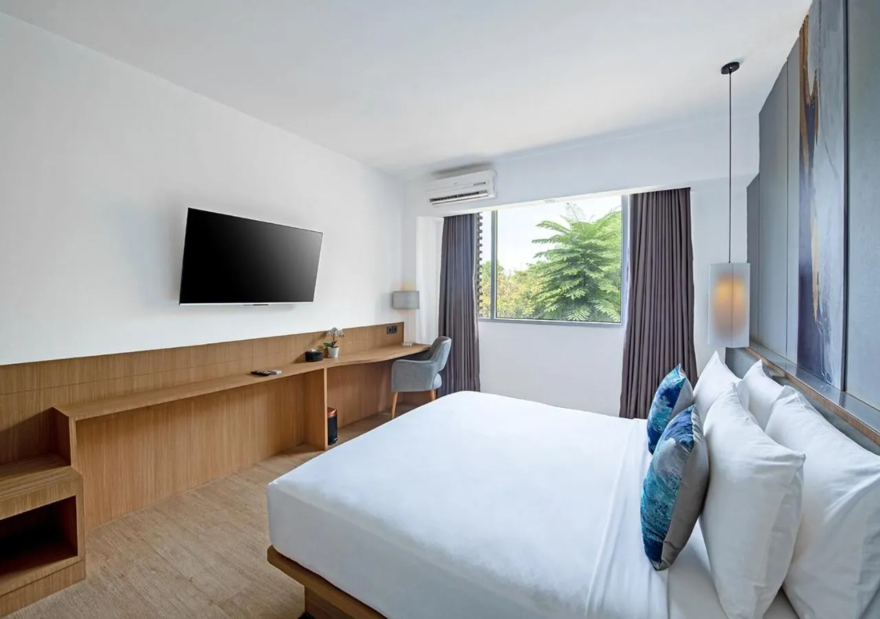 TV and multimedia, Bed in Oakwood Hotel & Apartments Taman Mini Jakarta