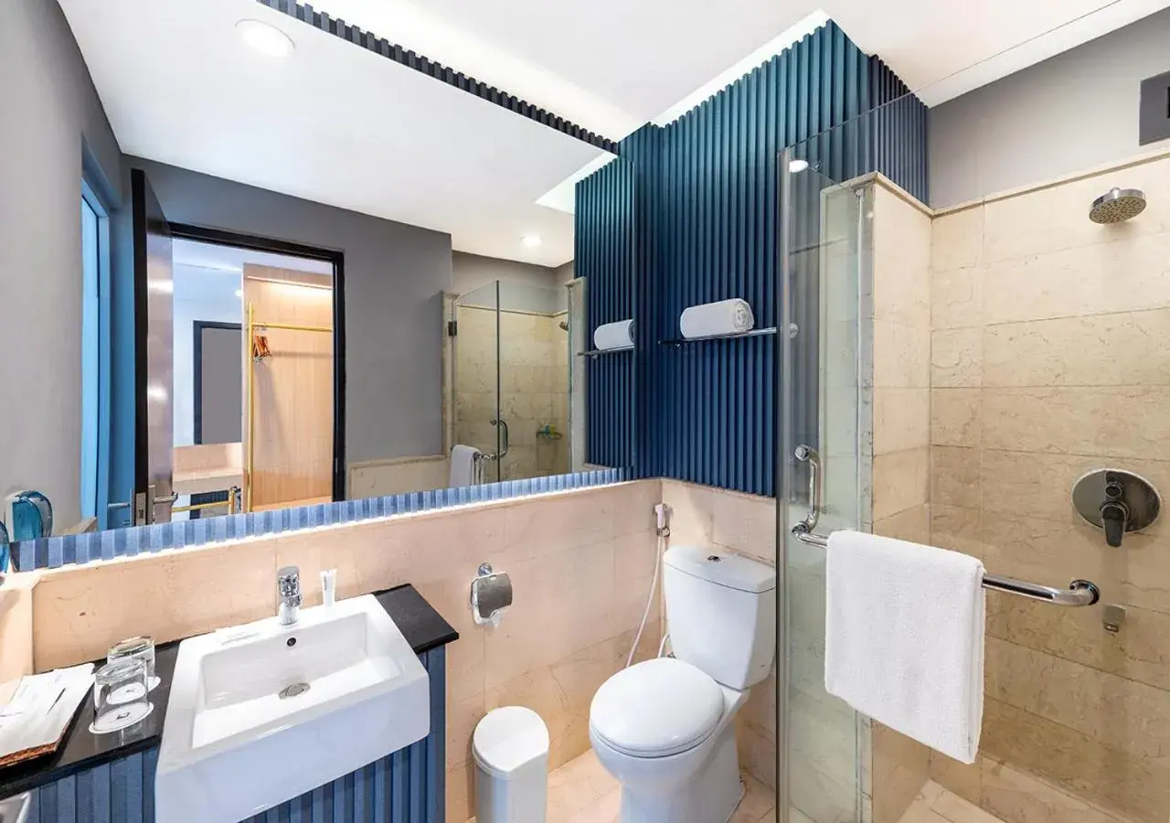 Superior Double or Twin Room with Terrace in Oakwood Hotel & Apartments Taman Mini Jakarta Superior Double or Twin Room with Terrace in Oakwood Hotel & Apartments Taman Mini Jakarta