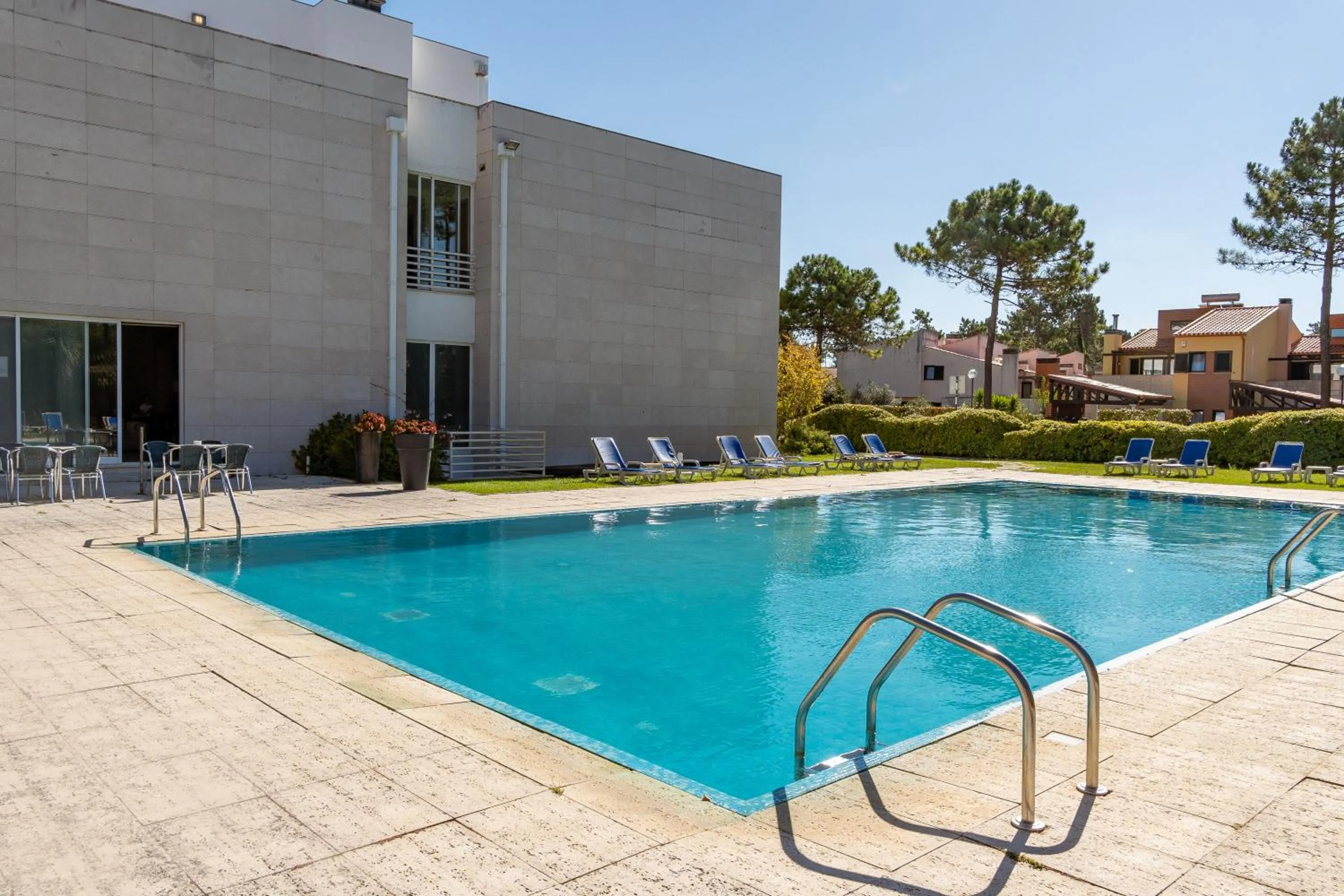 Swimming pool in Lavanda Hotel Miravillas