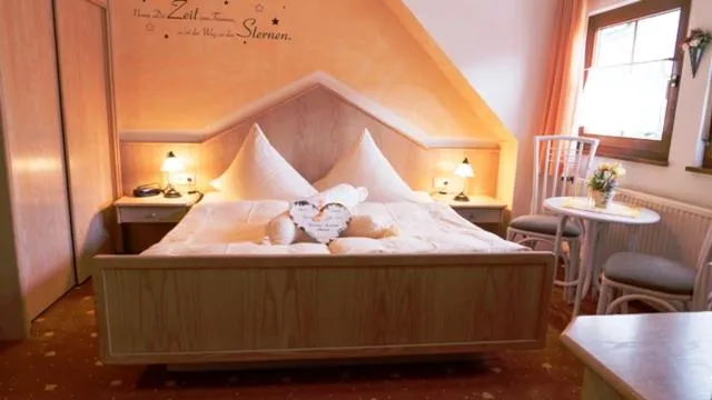 Bed in Hotel Birkenhof Garni