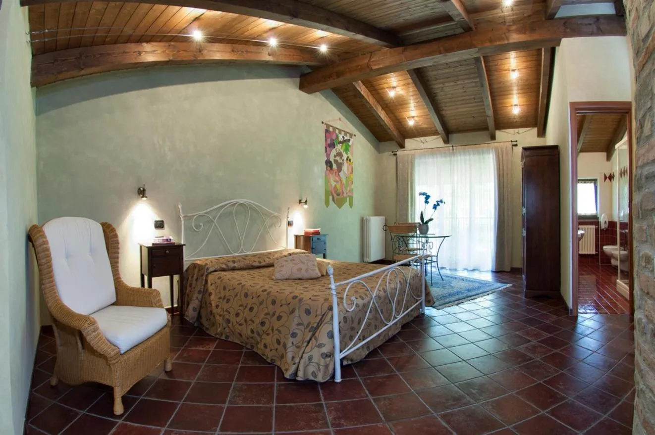 Bedroom, Bed in Trattoria Del Bivio