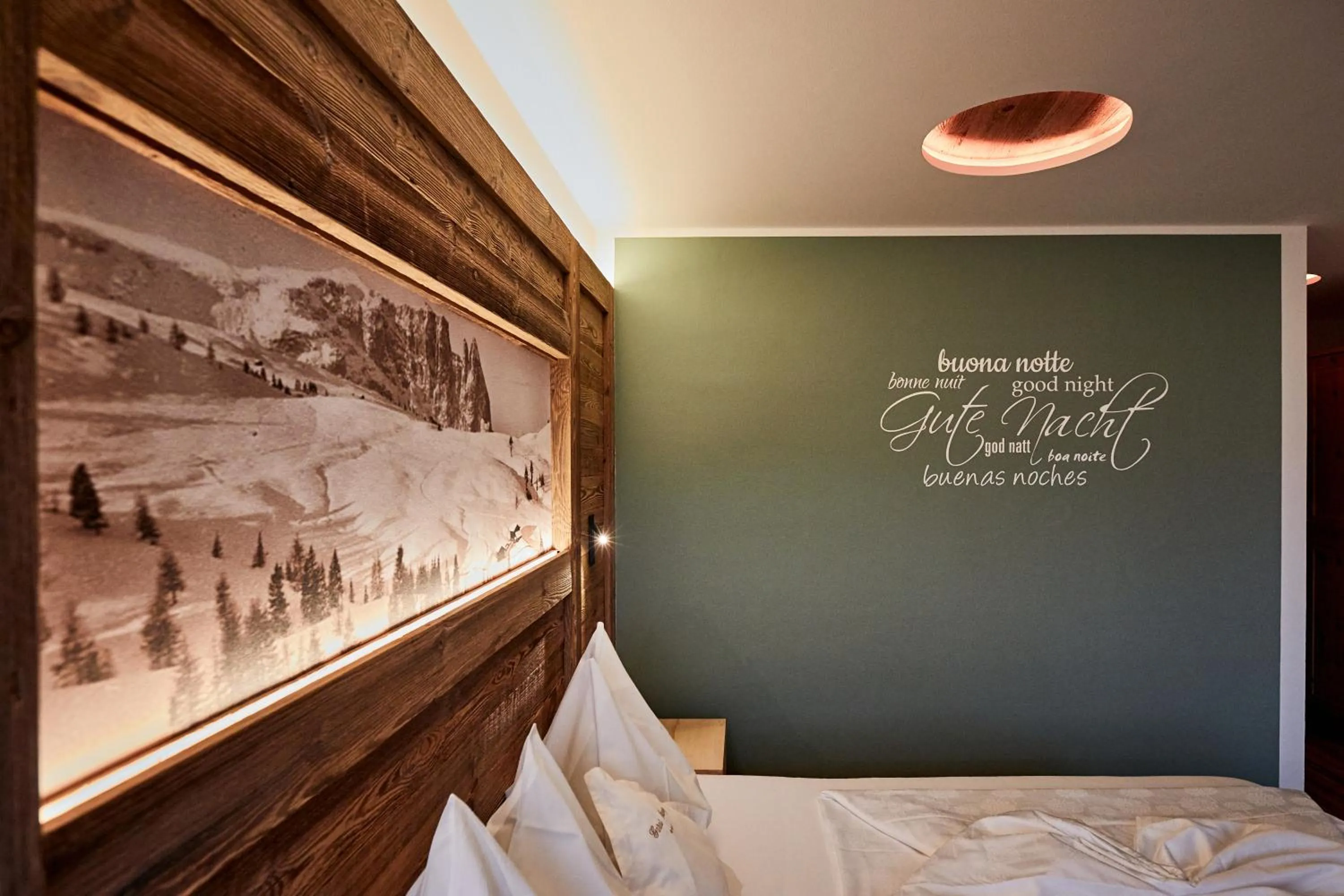 Property logo or sign, Bed in Hotel Garni Savoy - new opening