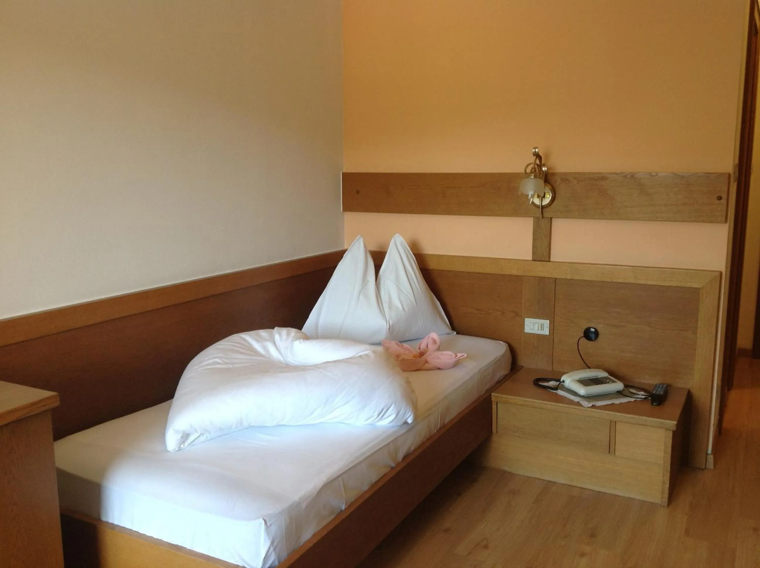 Other, Bed in Hotel Garni Savoy - new opening
