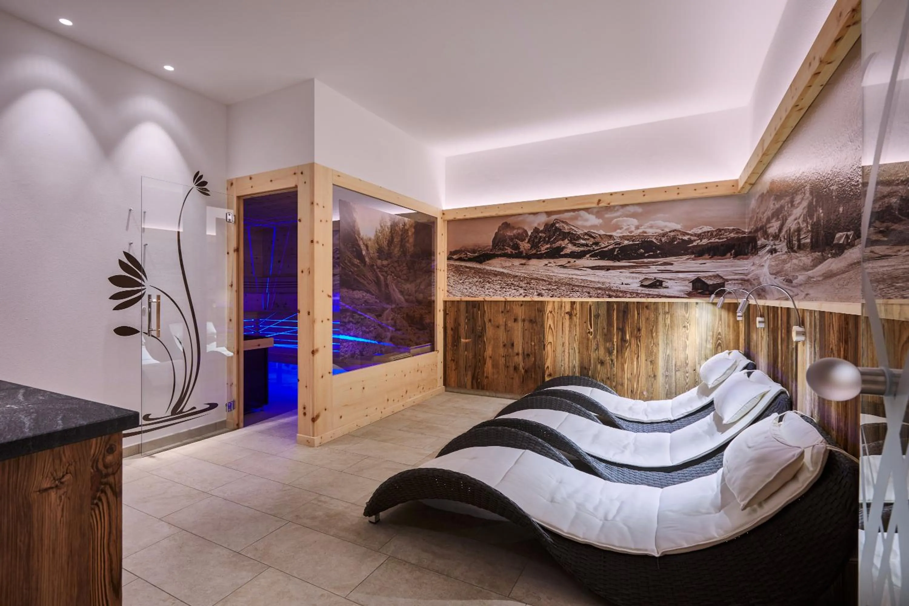 Sauna, Bed in Hotel Garni Savoy - new opening