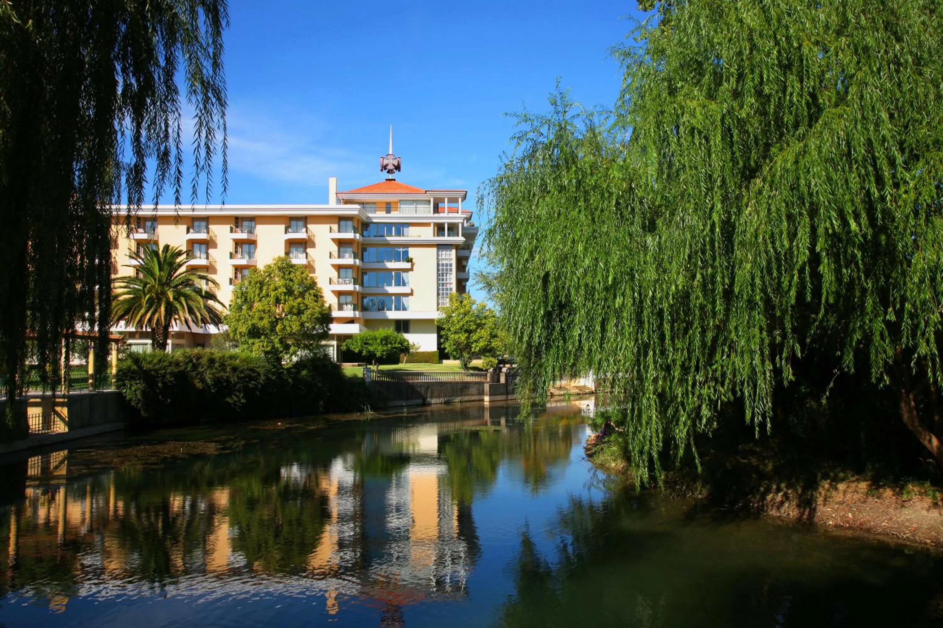 Property building in Hotel Dos Templarios