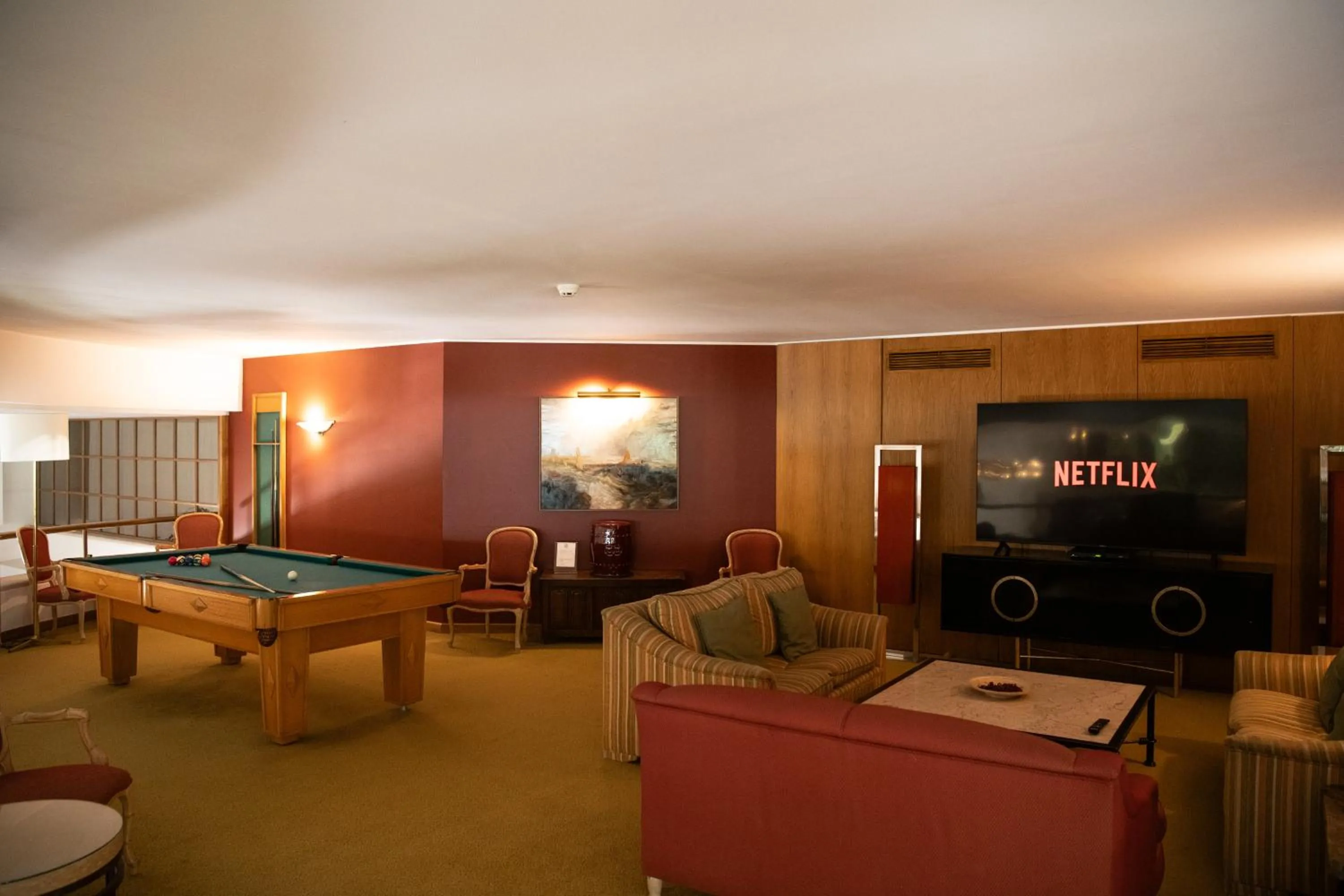 Communal lounge/ TV room in Hotel Dos Templarios