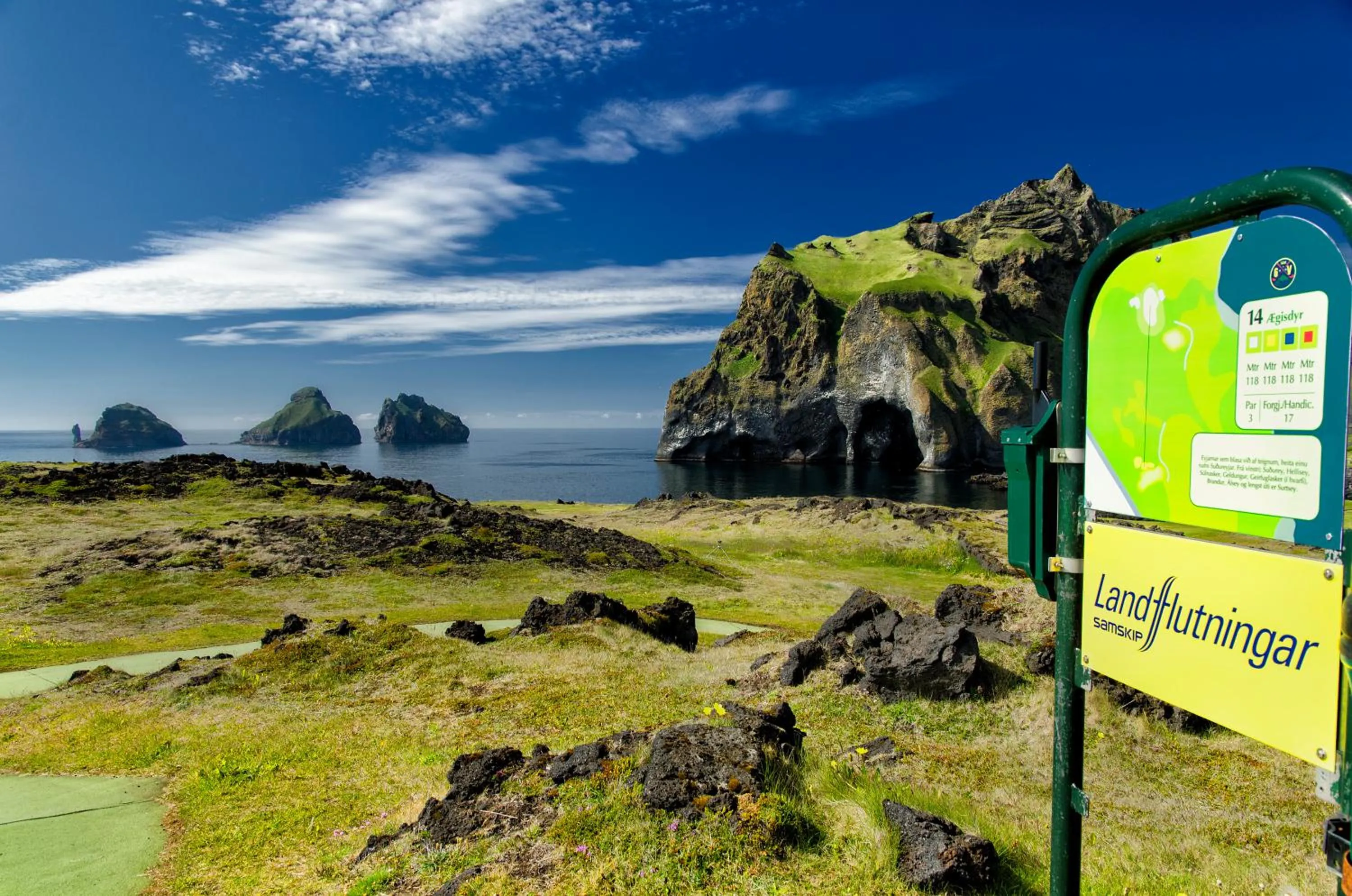 Golfcourse in Hotel Vestmannaeyjar