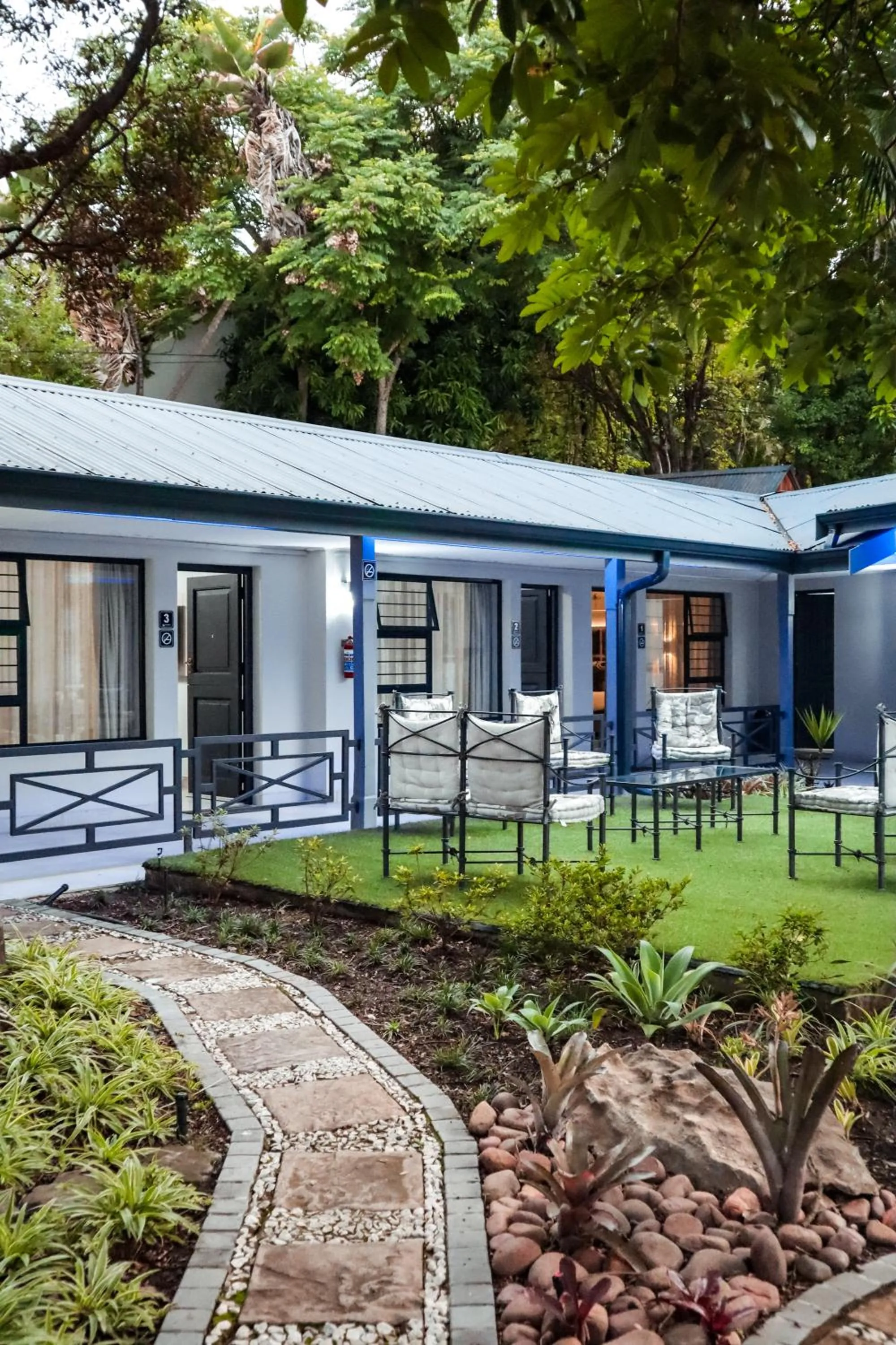 Property building in Cascades Guest Lodge