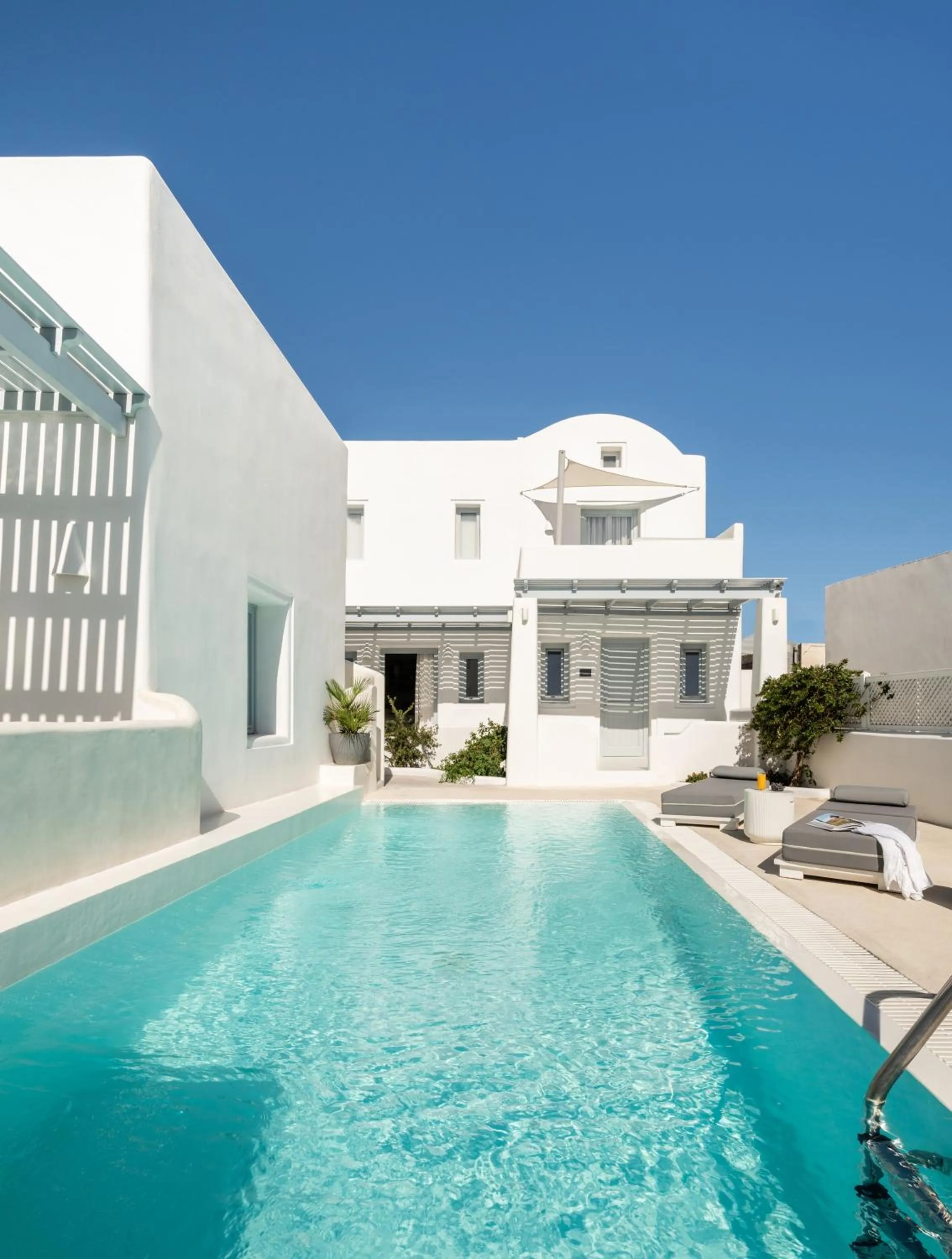 Swimming pool in Palmariva Villas