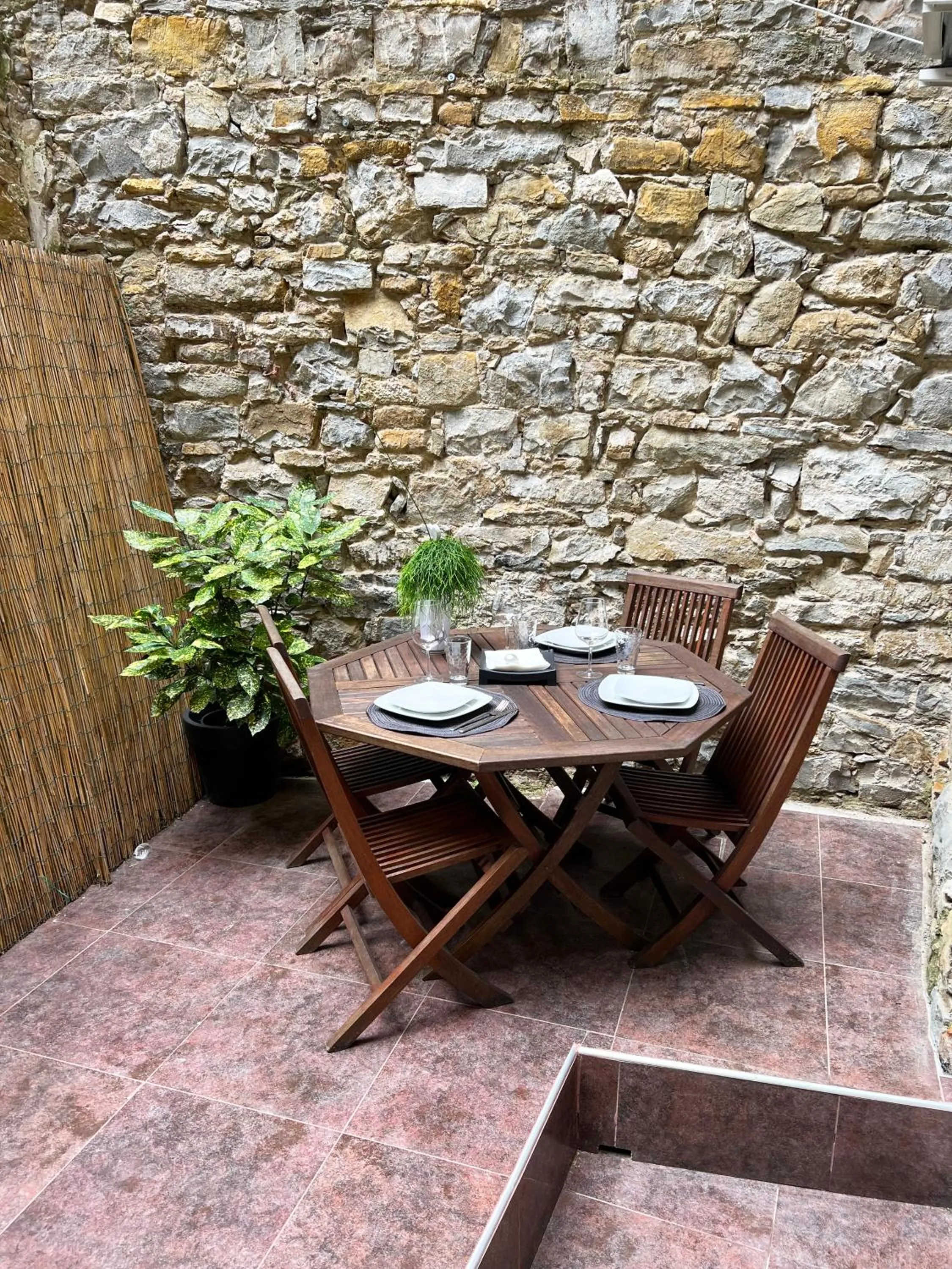 Garden in Trieste 411 - Rooms & Apartments