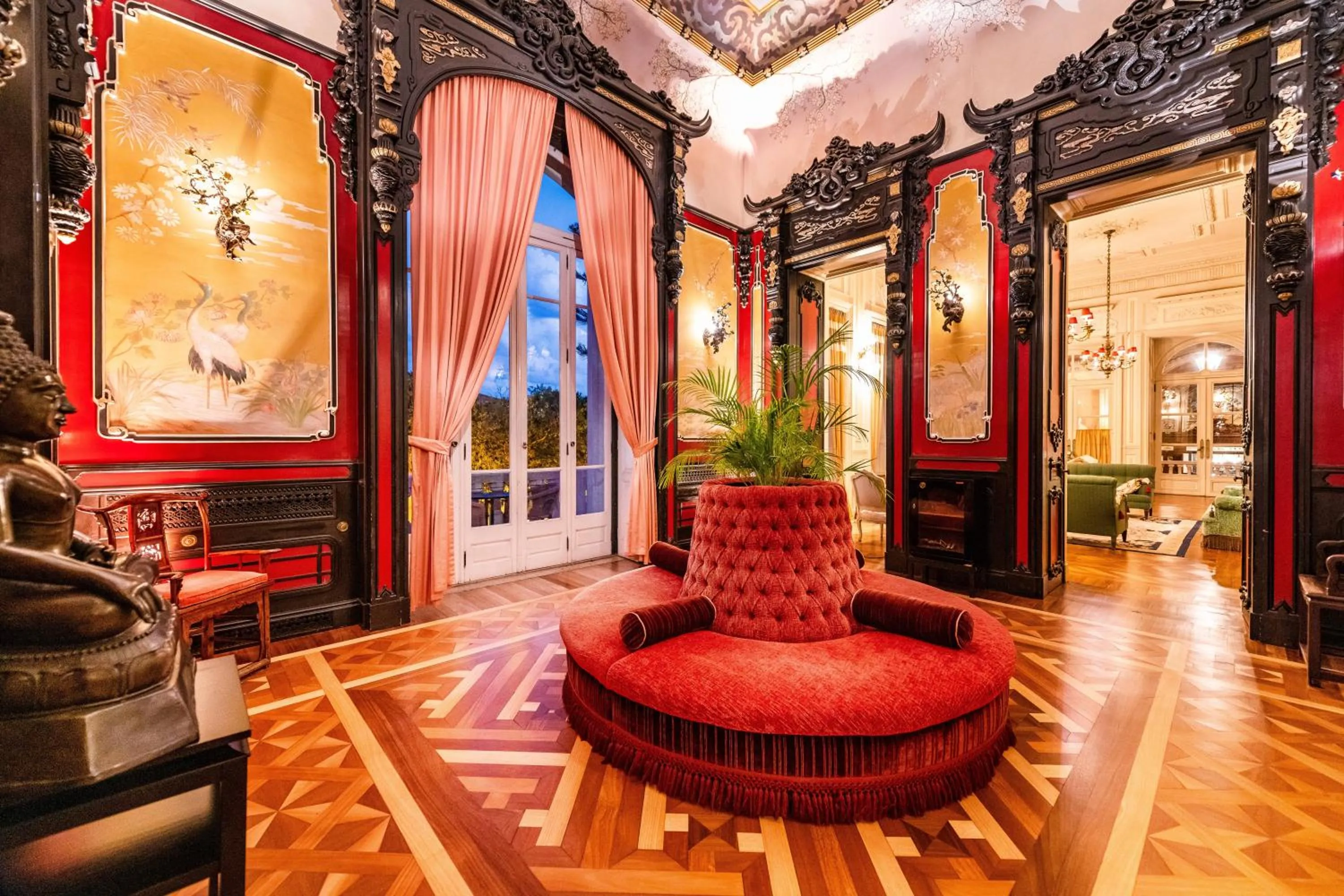 Living room in Pestana Palace Lisboa Hotel & National Monument - The Leading Hotels of the World