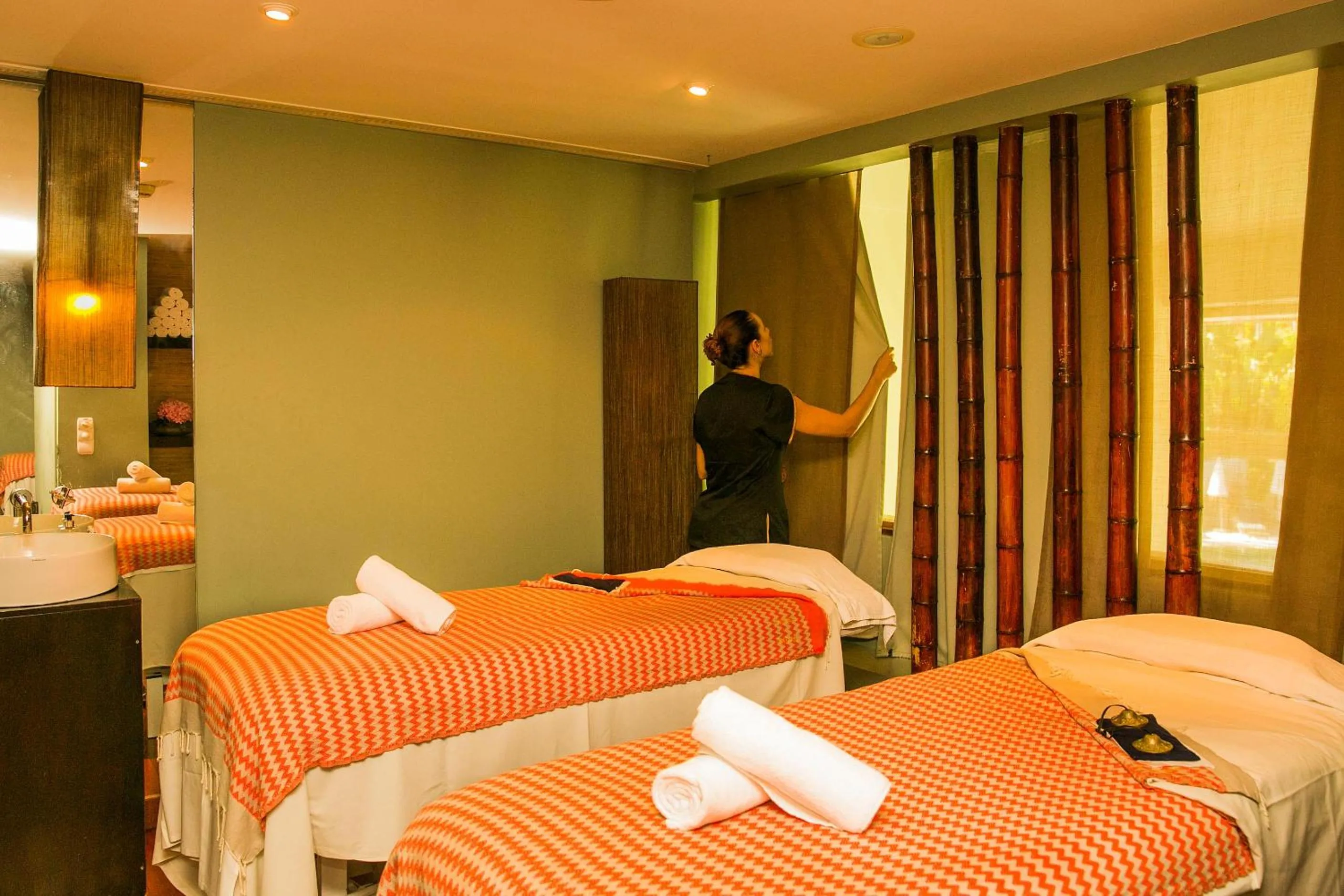 Massage, Bed in Pestana Palace Lisboa Hotel & National Monument - The Leading Hotels of the World