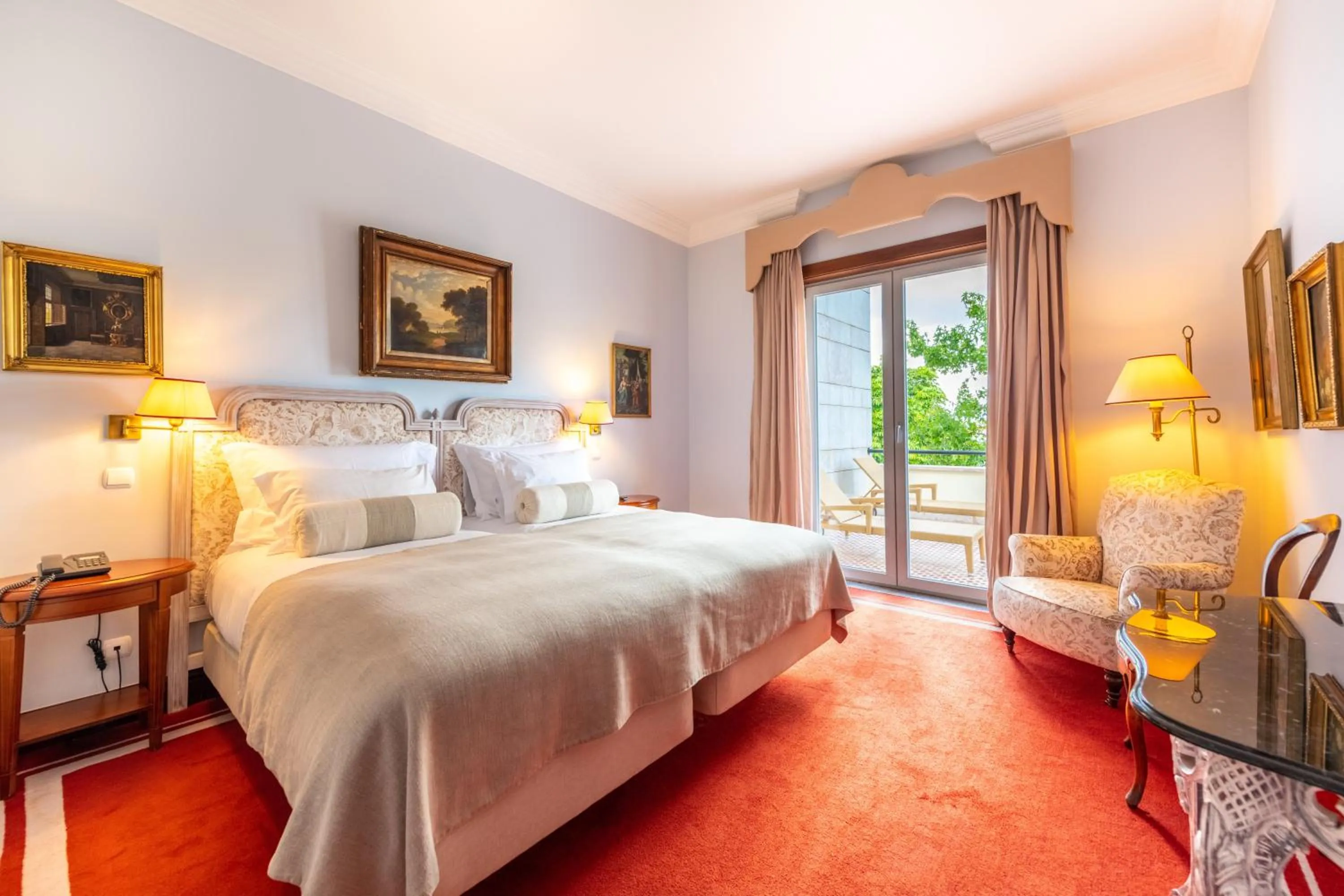 Bedroom, Bed in Pestana Palace Lisboa Hotel & National Monument - The Leading Hotels of the World