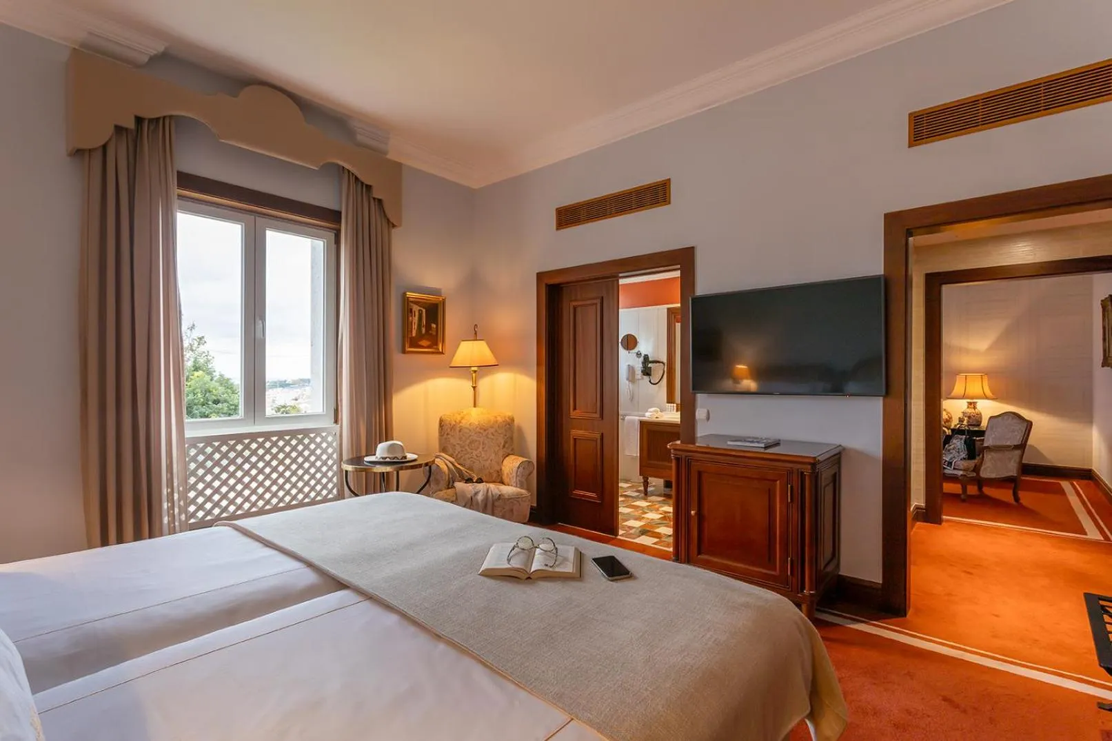 Bedroom, Bed in Pestana Palace Lisboa Hotel & National Monument - The Leading Hotels of the World