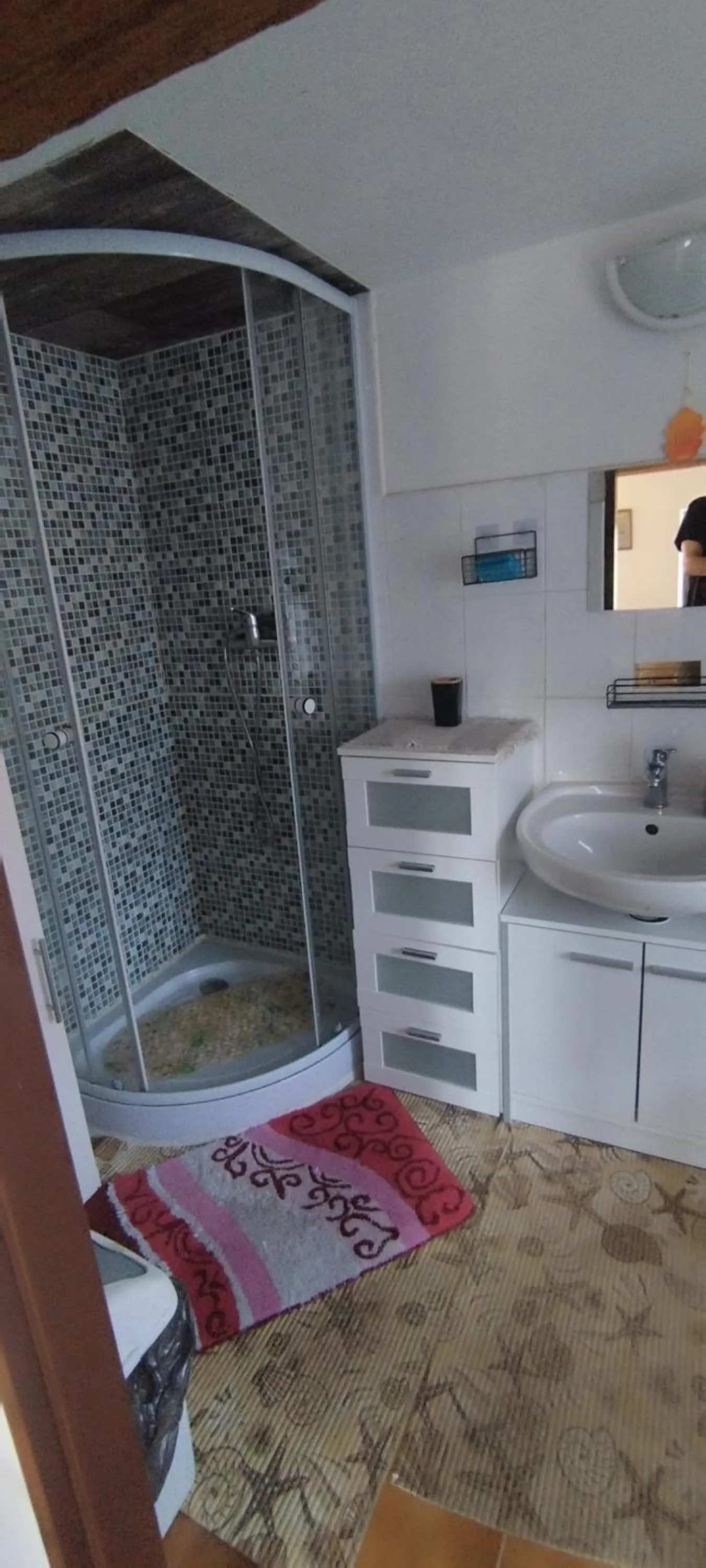 Shower in Dřevěnka