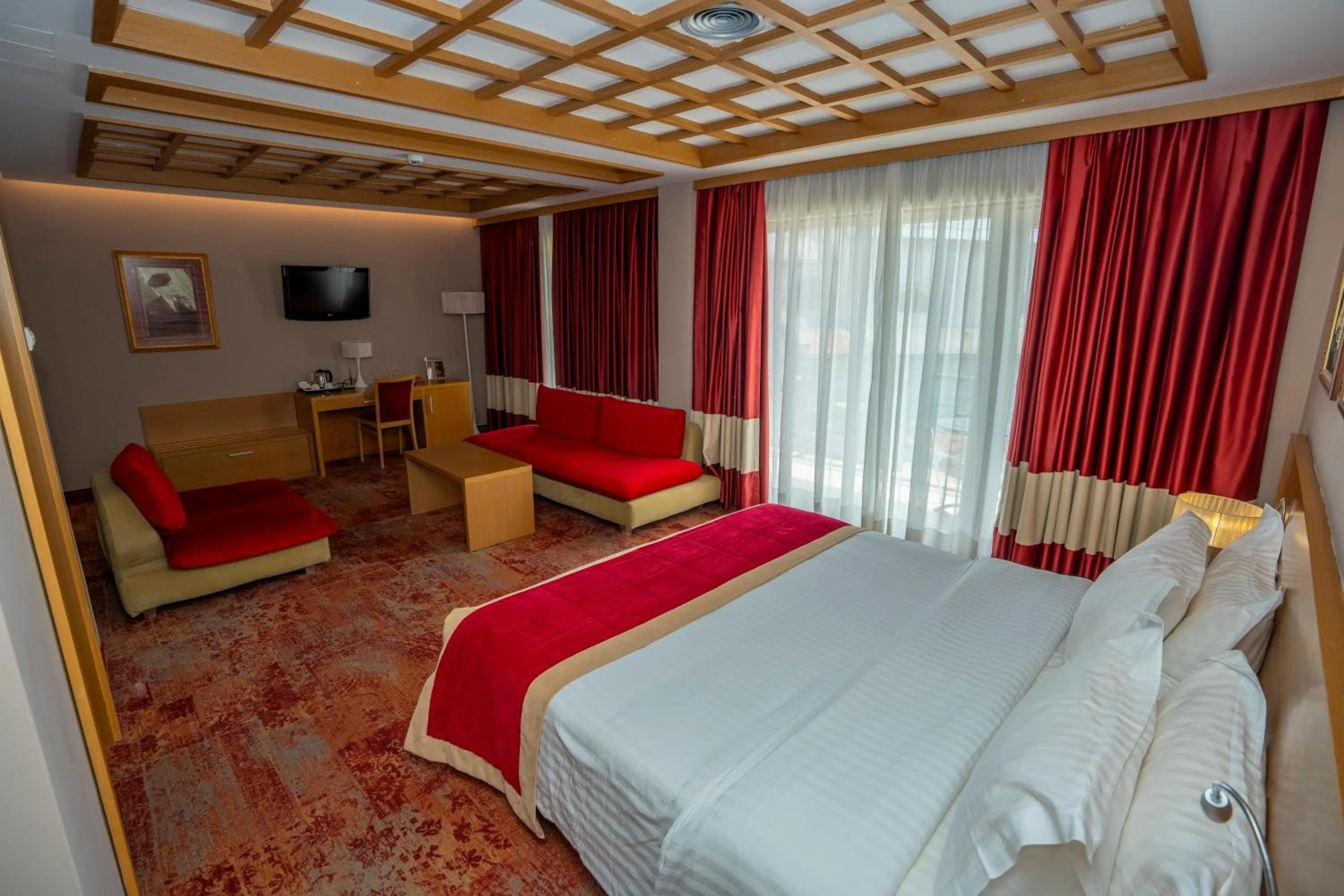 Bed in Hotel Colosseo & Spa