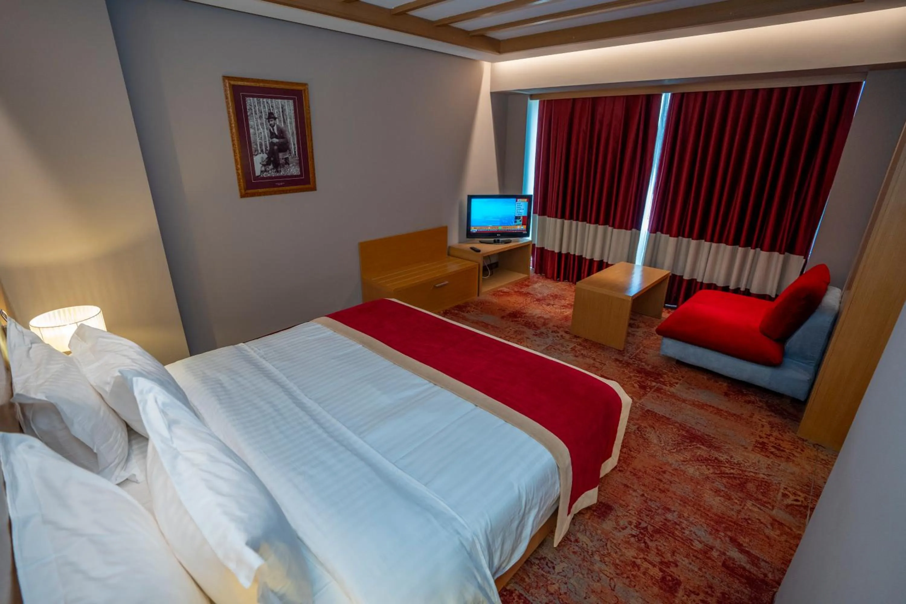 Bed in Hotel Colosseo & Spa