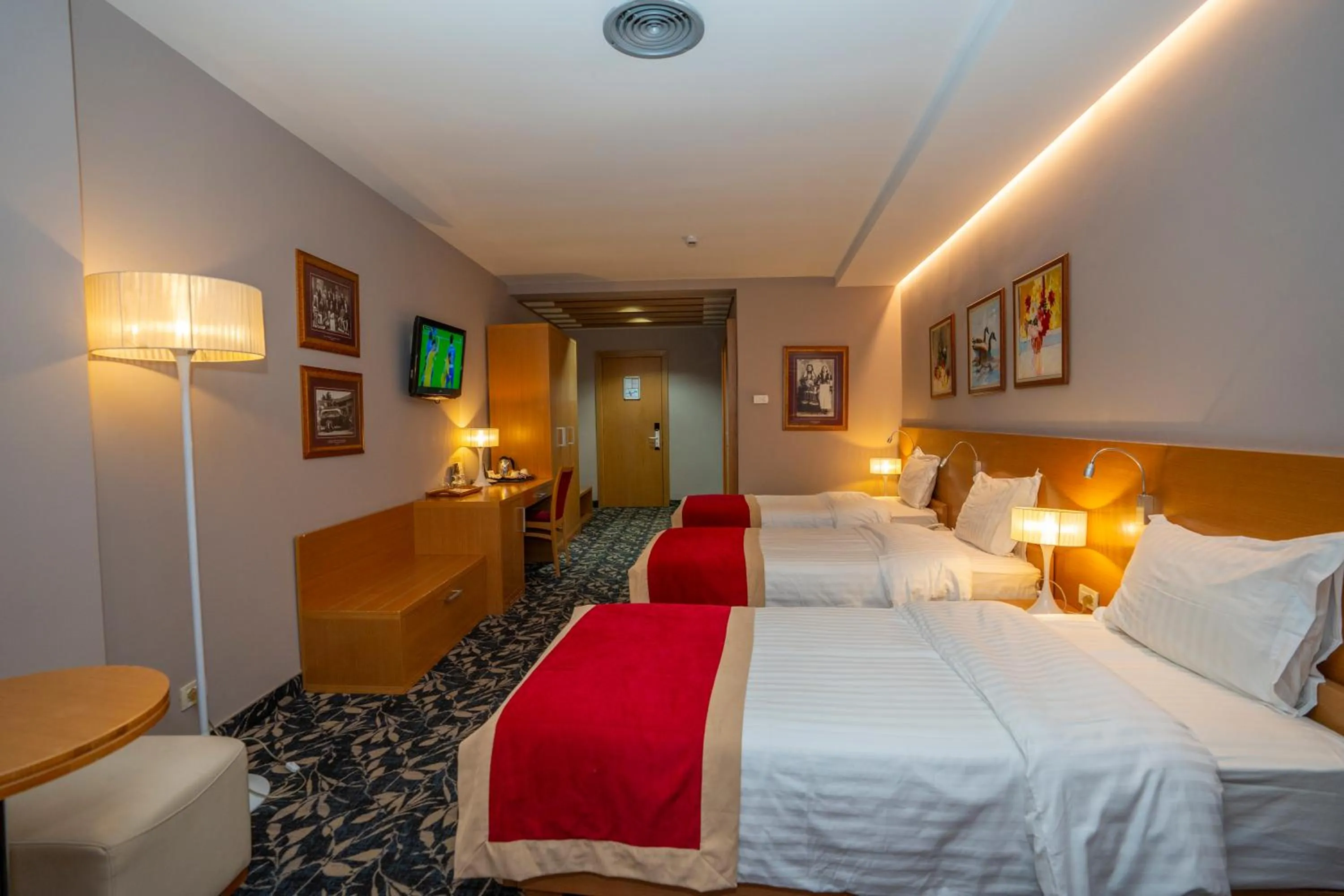 Bed in Hotel Colosseo & Spa