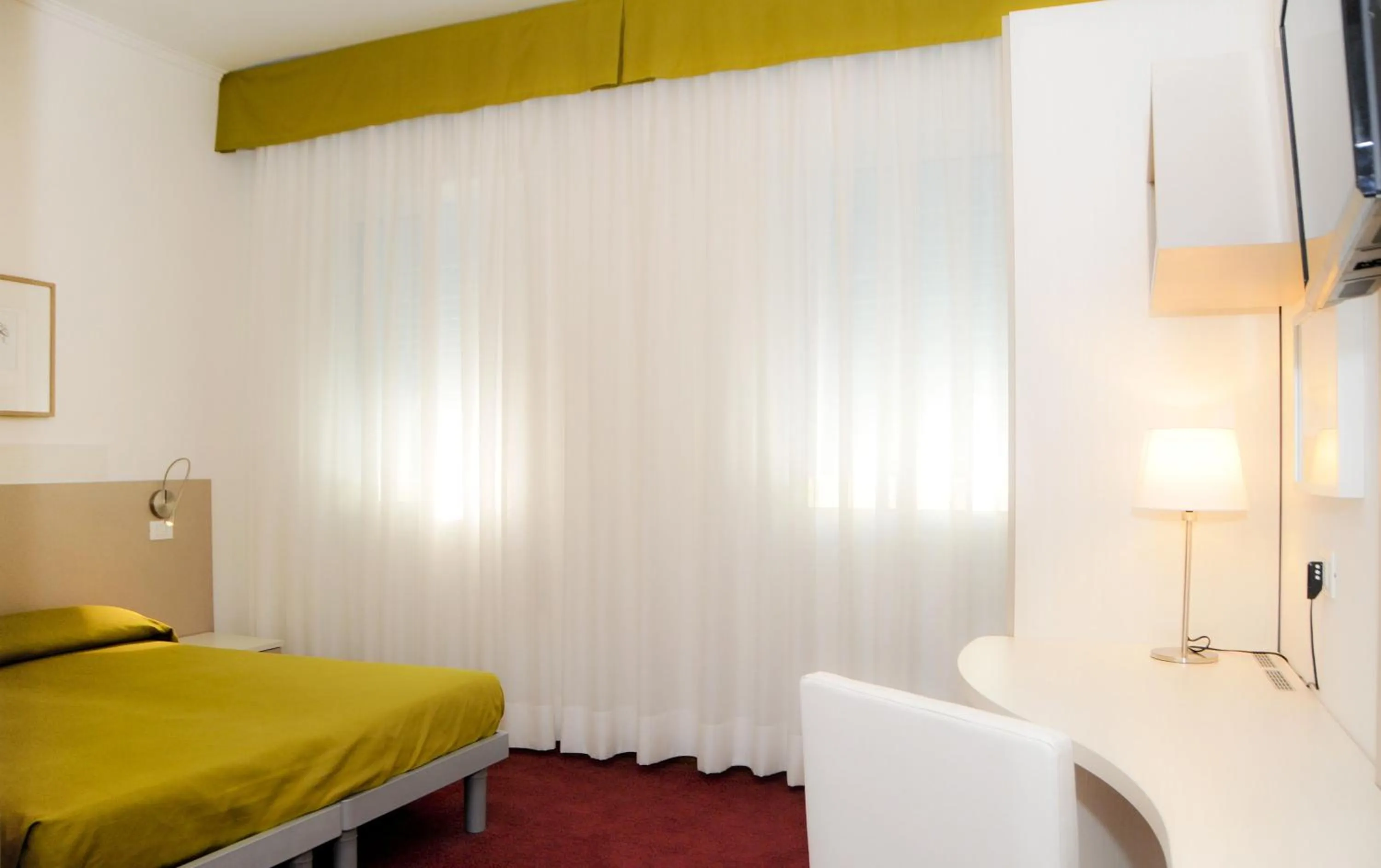 Day, Bed in Hotel Da Mario