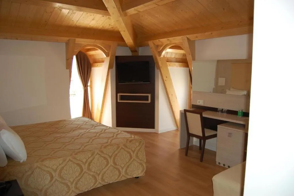 Bedroom, Bed in Park Hotel Pineta Boutique Hotel