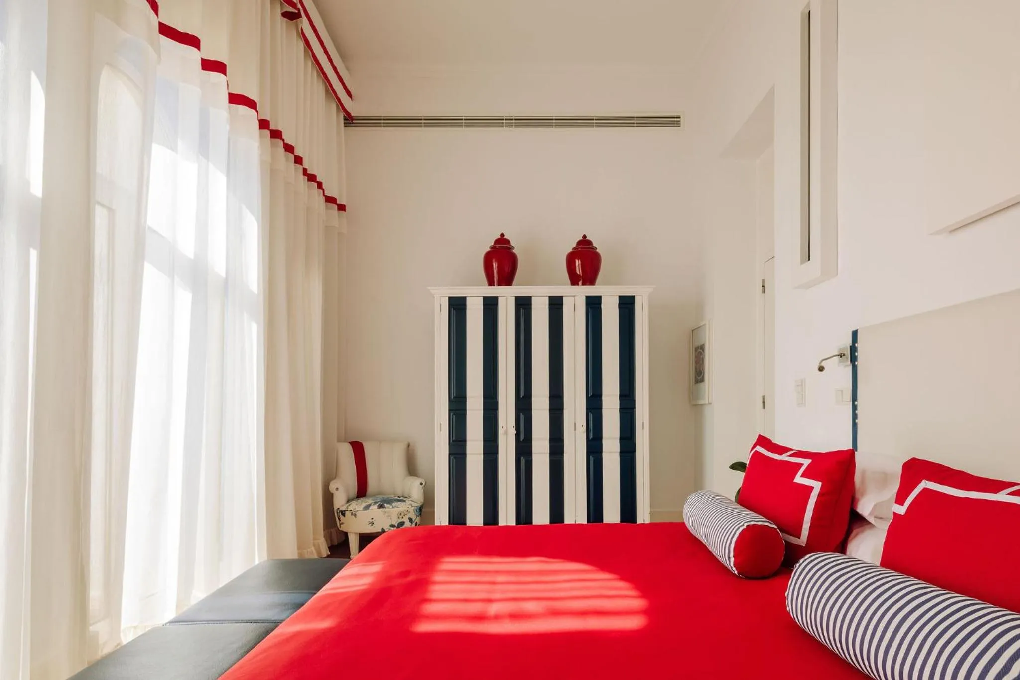 Decorative detail, Bed in Bela Vista Hotel & Spa - Relais & Chateaux