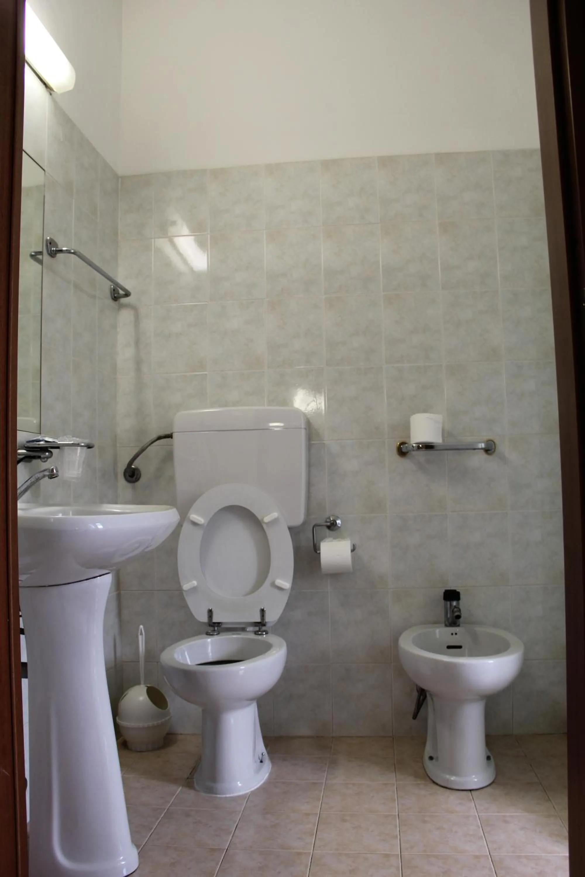 Bathroom in Hotel Rallye