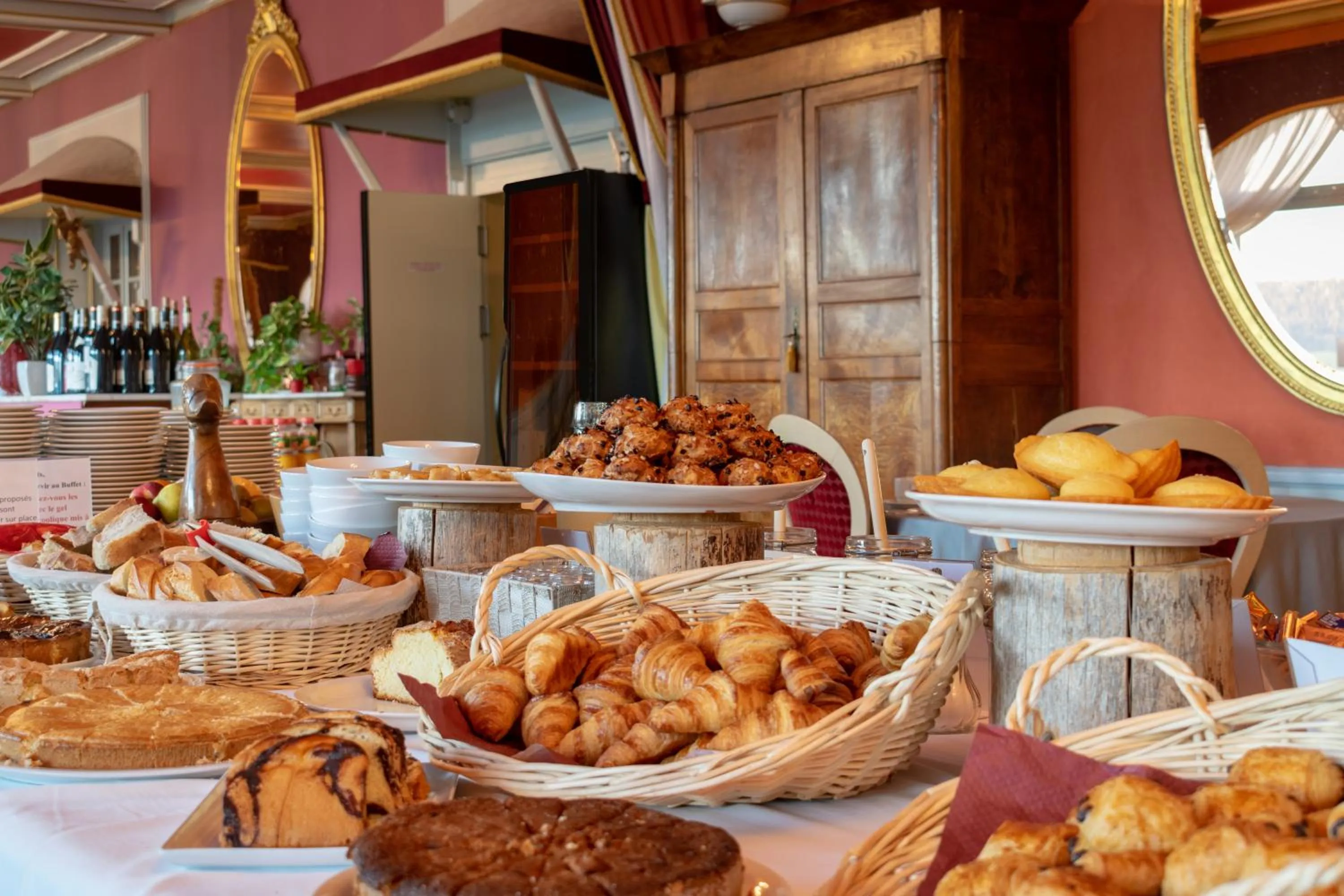 Breakfast in Hôtel de la Poste