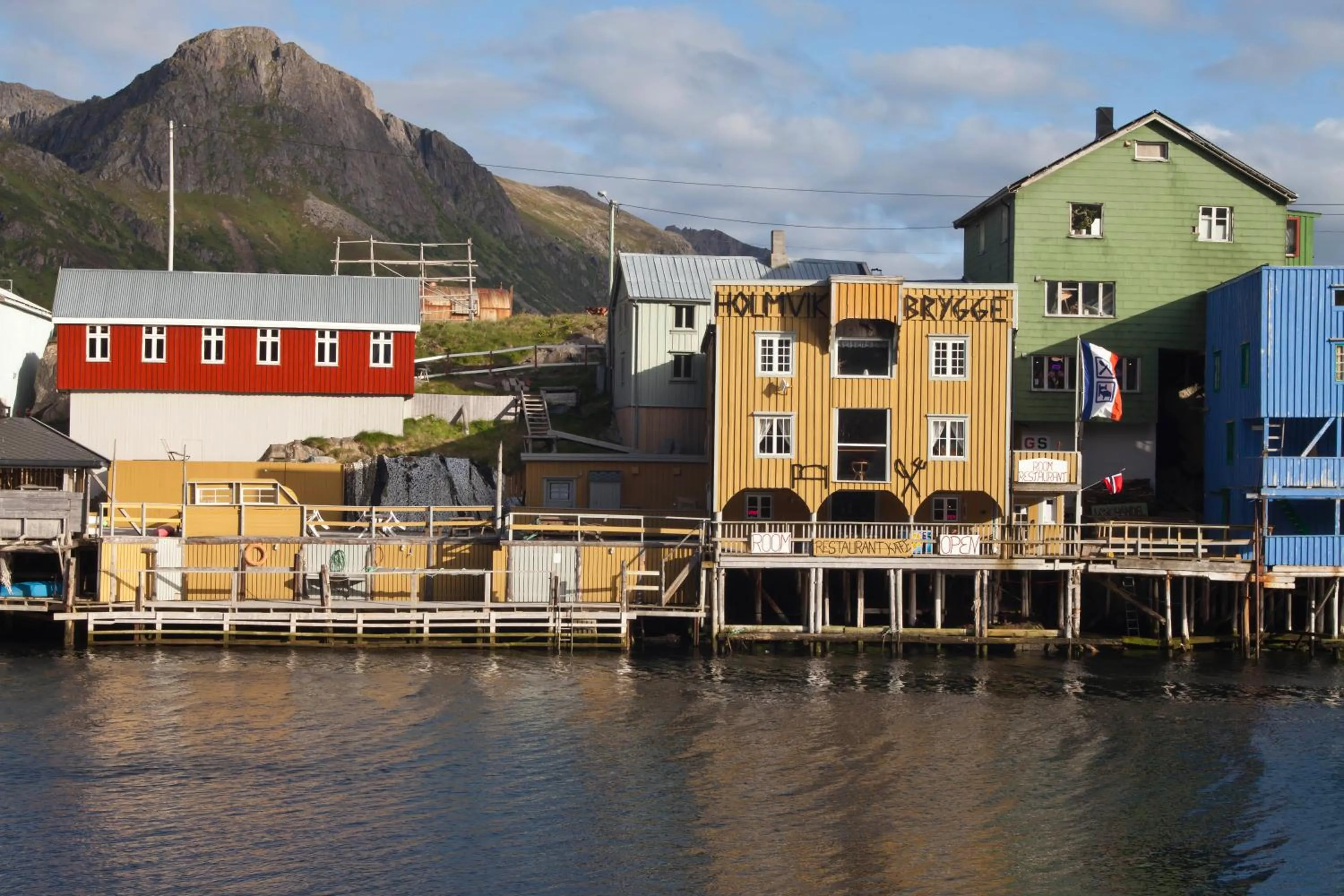 Decorative detail in Holmvik Brygge Nyksund