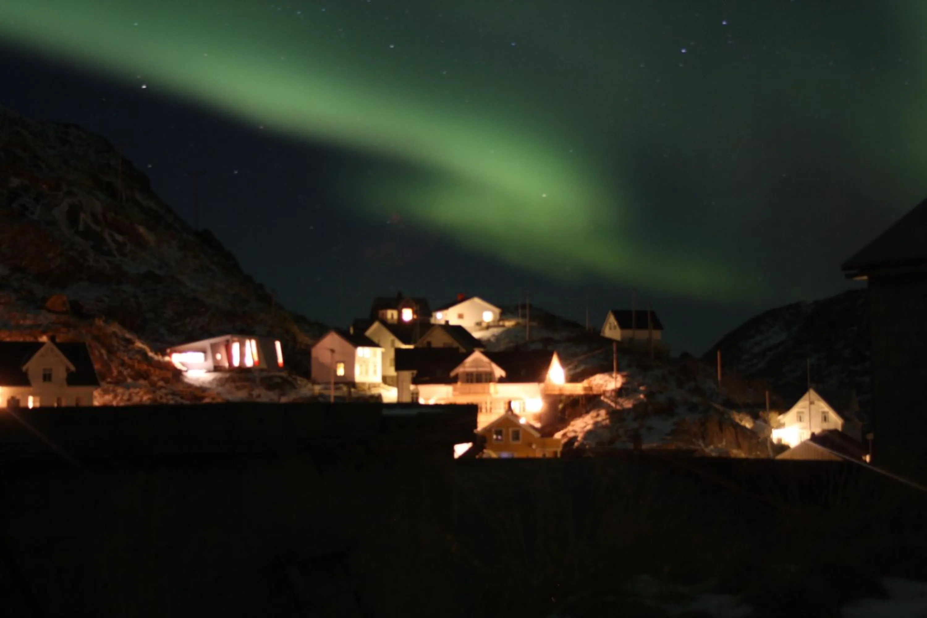 Night in Holmvik Brygge Nyksund