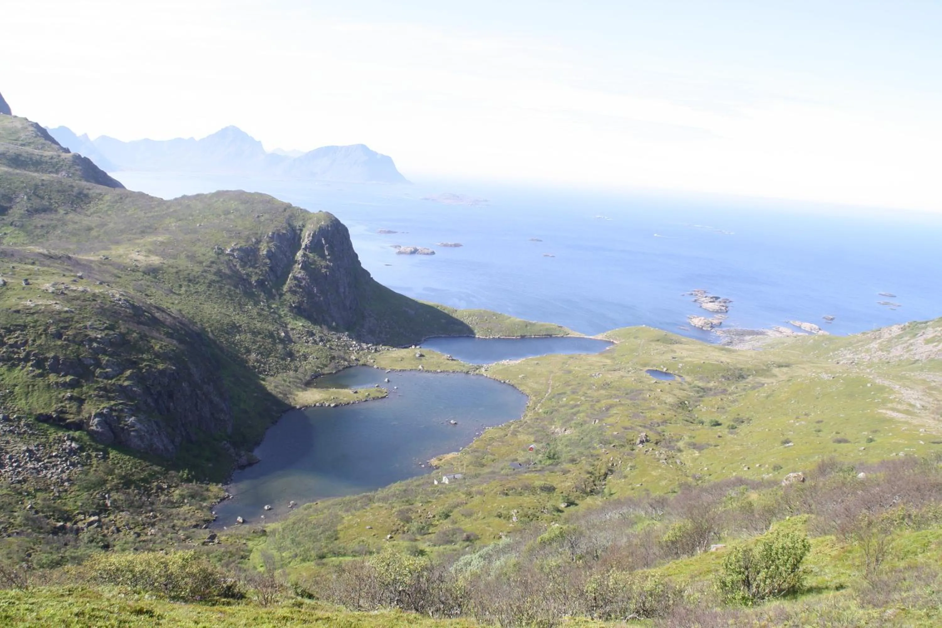 Day in Holmvik Brygge Nyksund