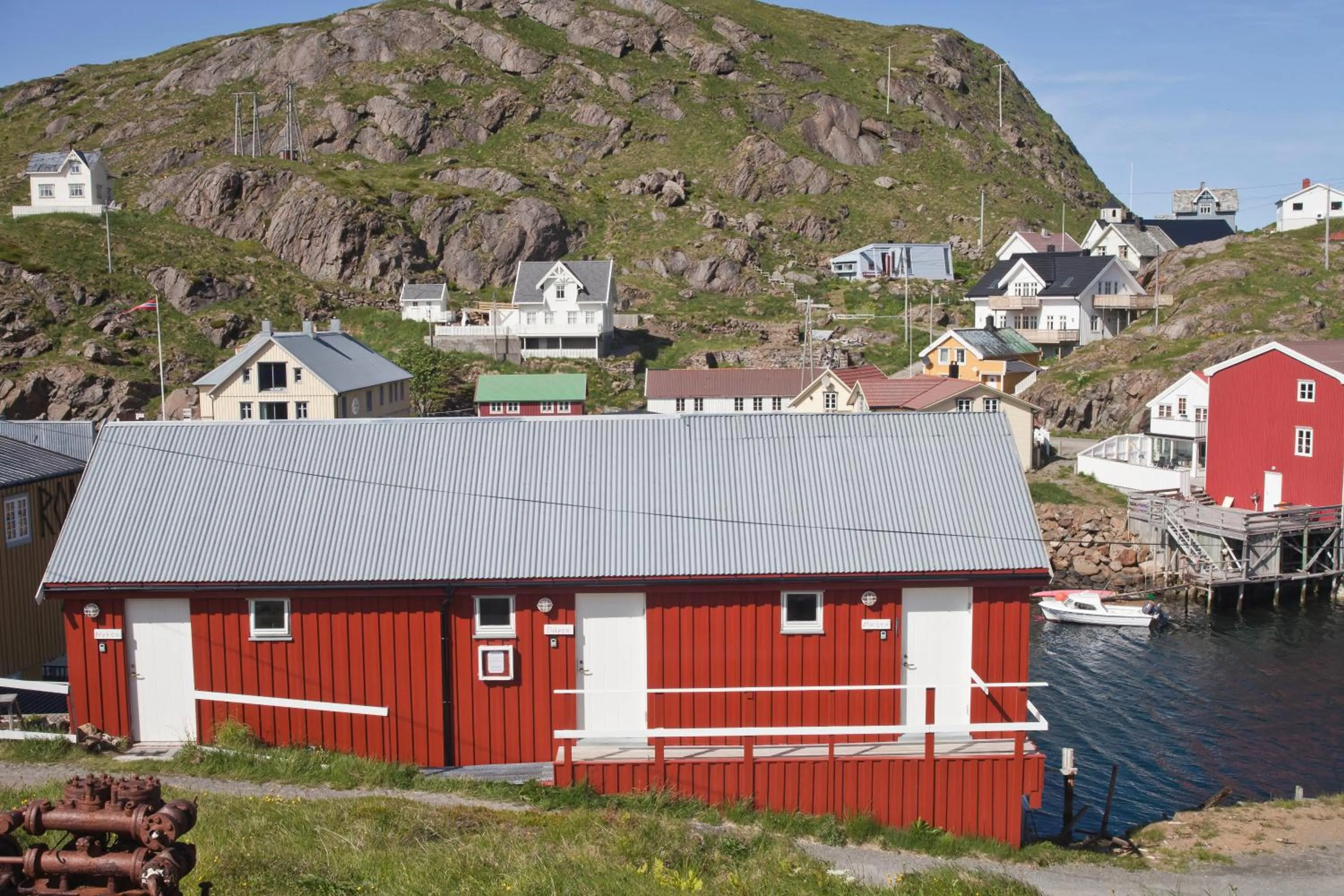 Decorative detail in Holmvik Brygge Nyksund