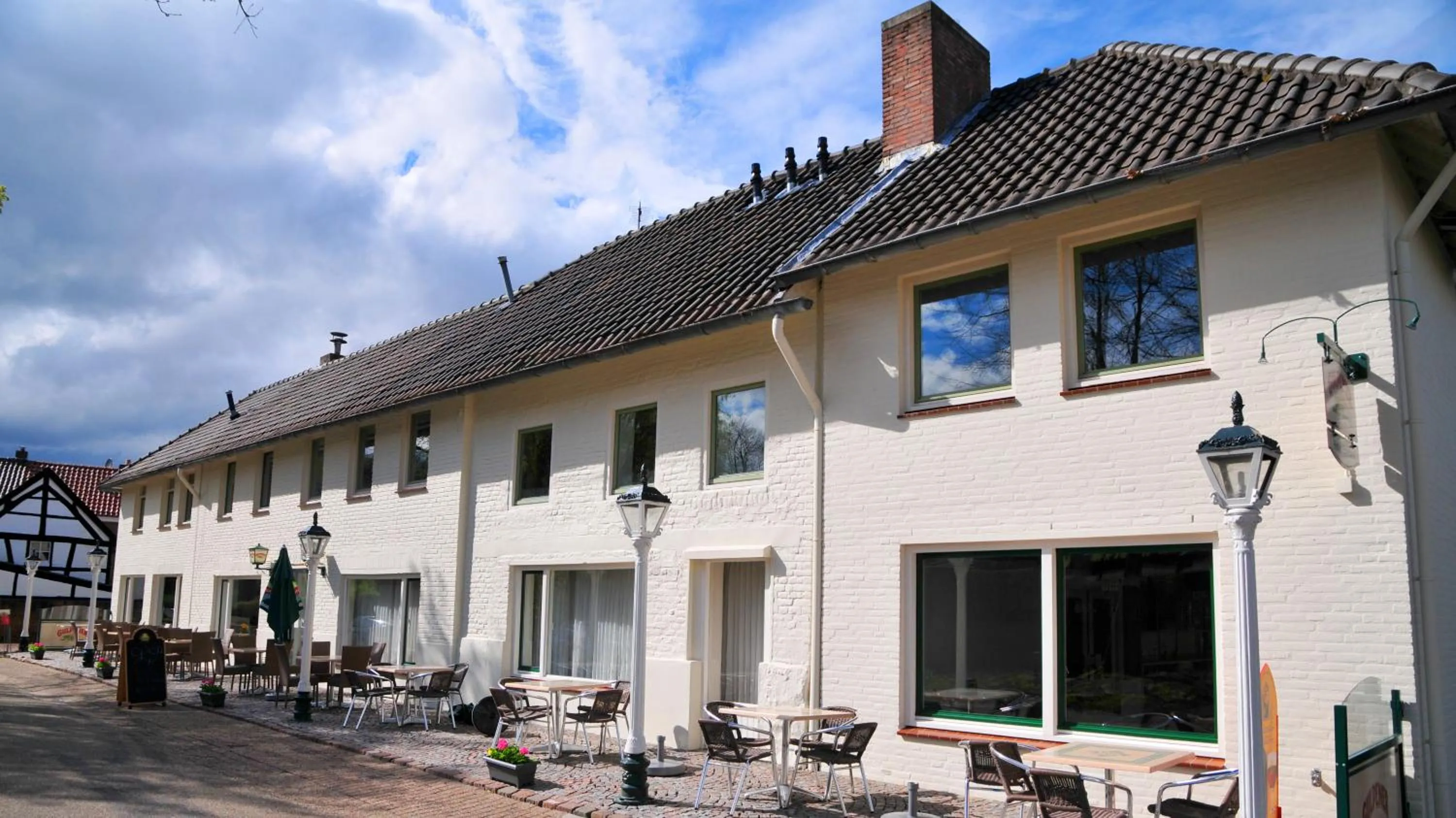 Facade/entrance in Hotel Eperland