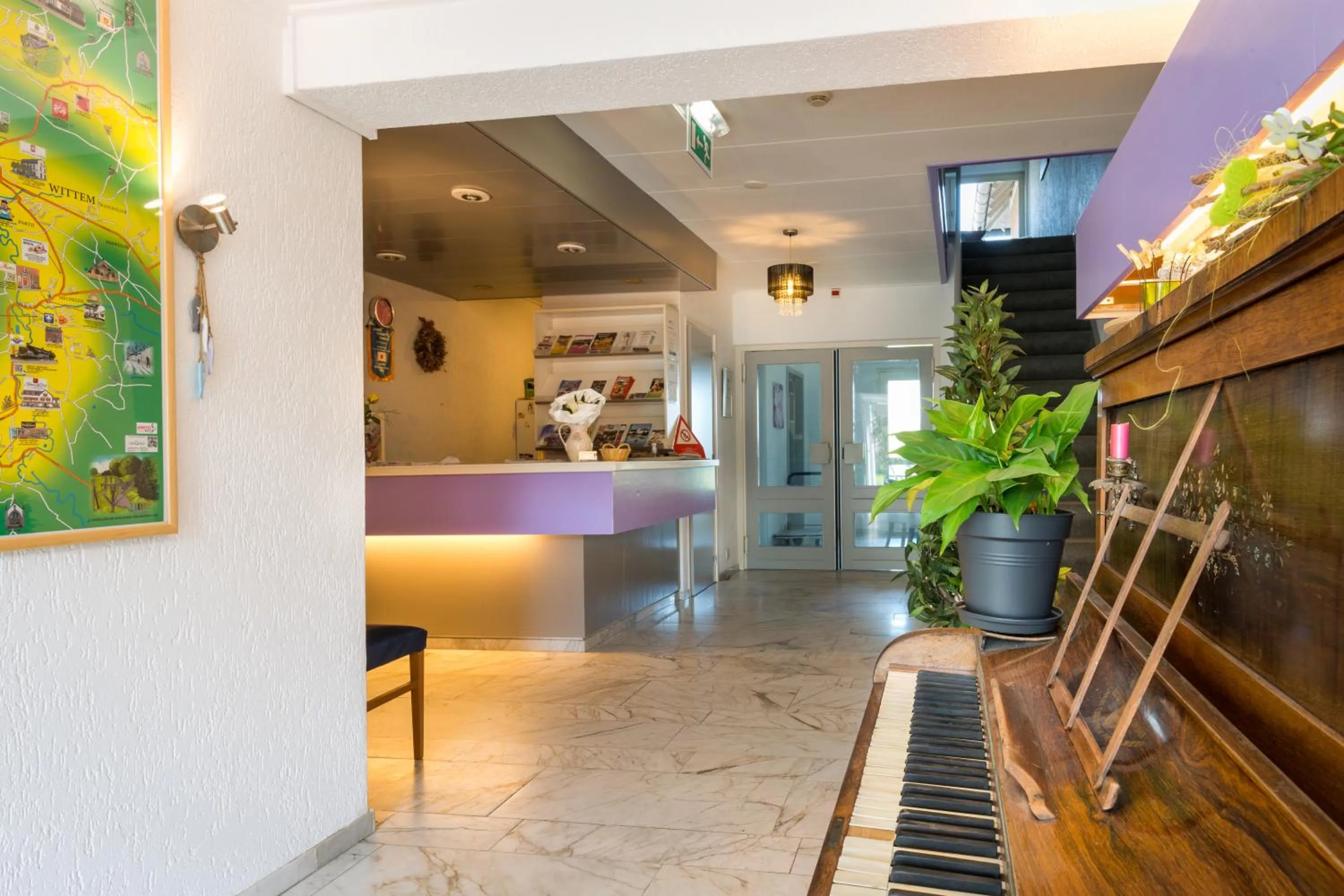 Facade/entrance in Hotel Eperland