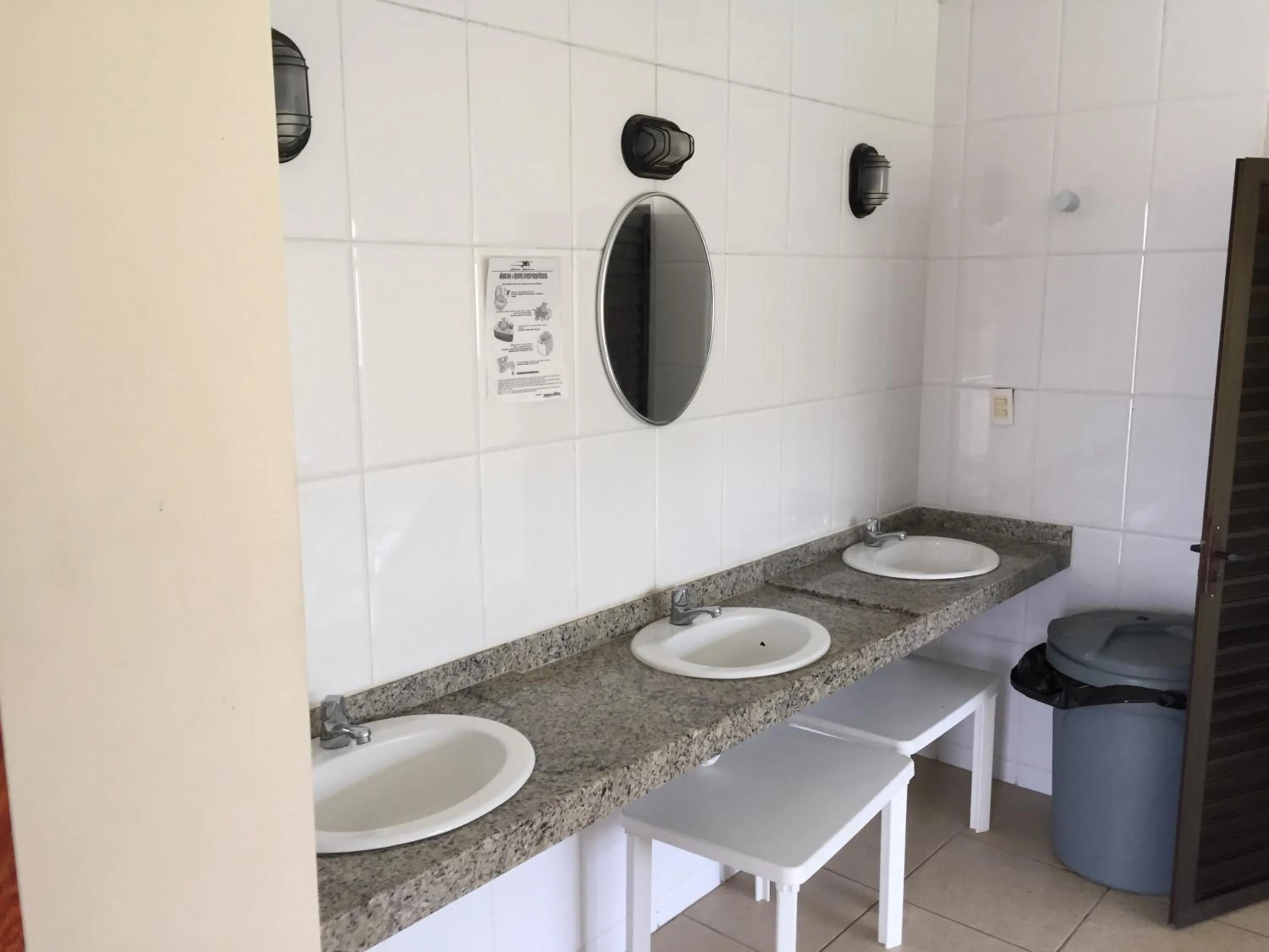 Swimming pool in Condominio Chateau Mondrian