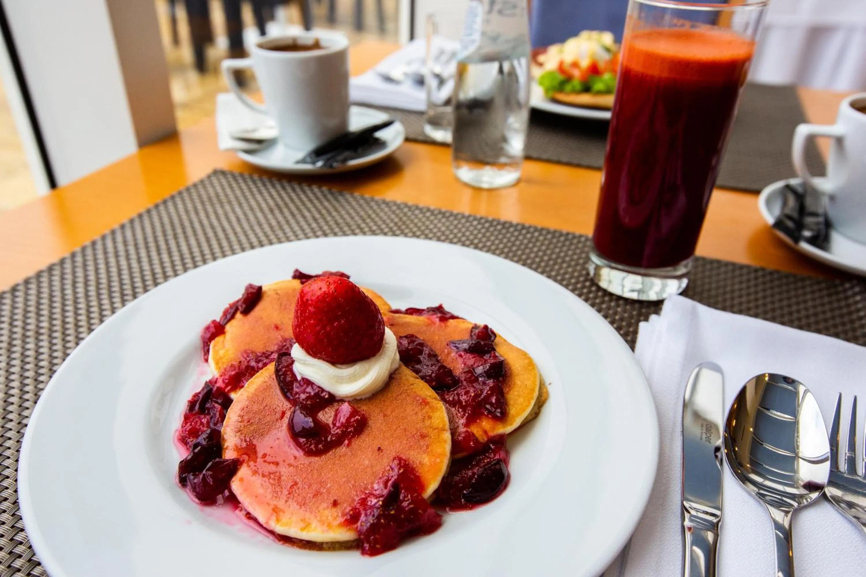 Food in MS Vila Nova