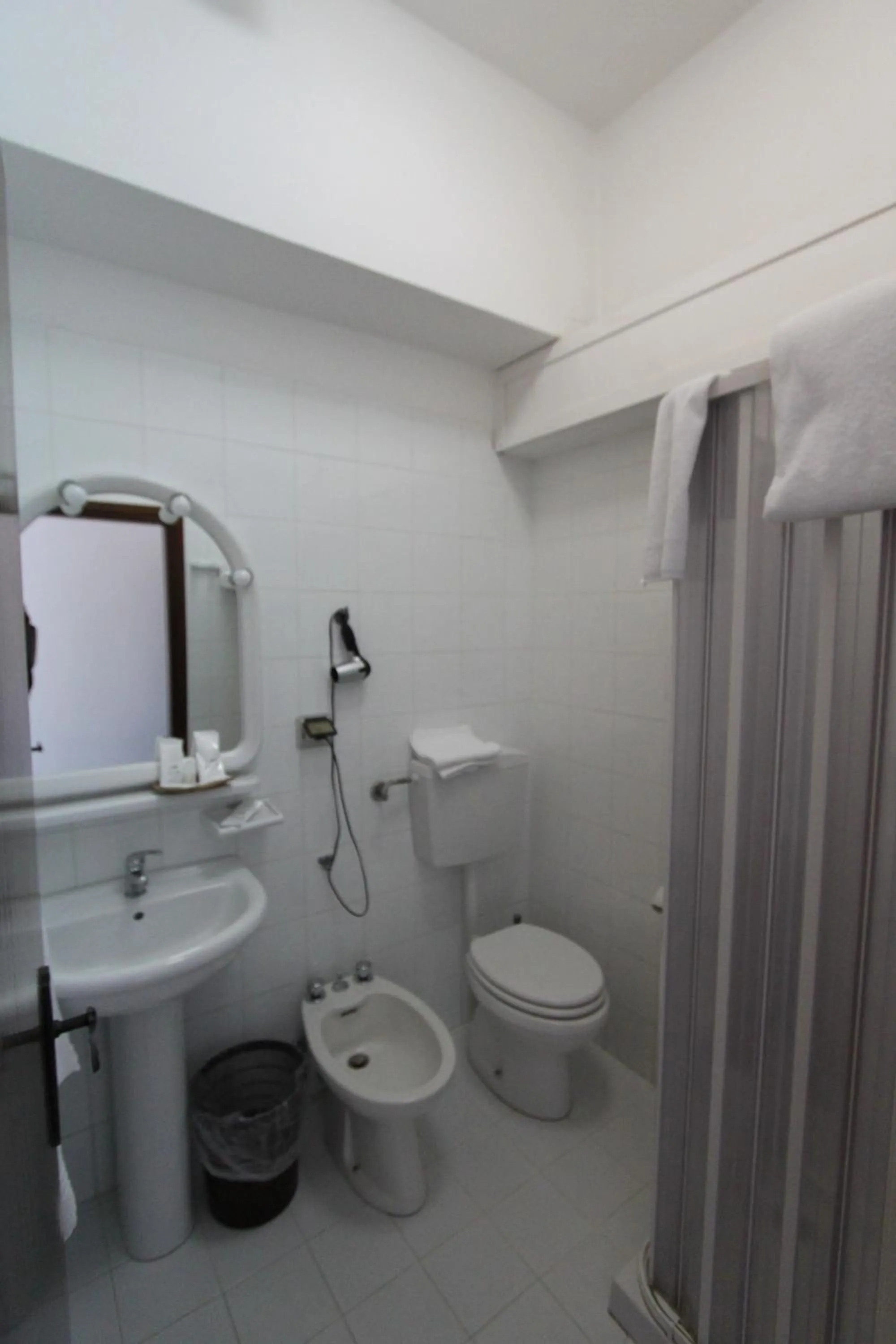 Shower in Hotel Ristorante La Scogliera - NUOVA GESTIONE