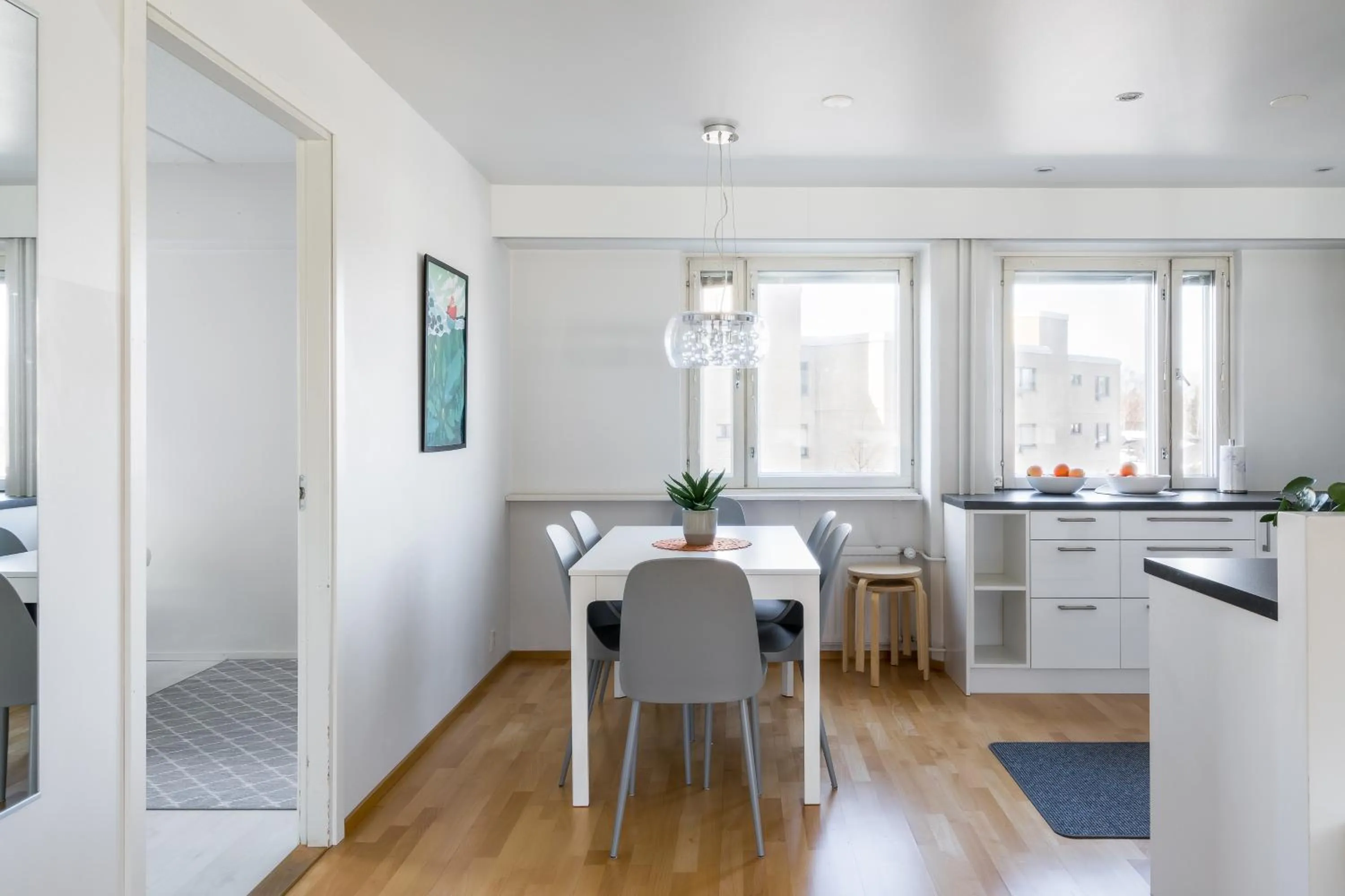 Dining area in Hiisi Homes Helsinki Haaga