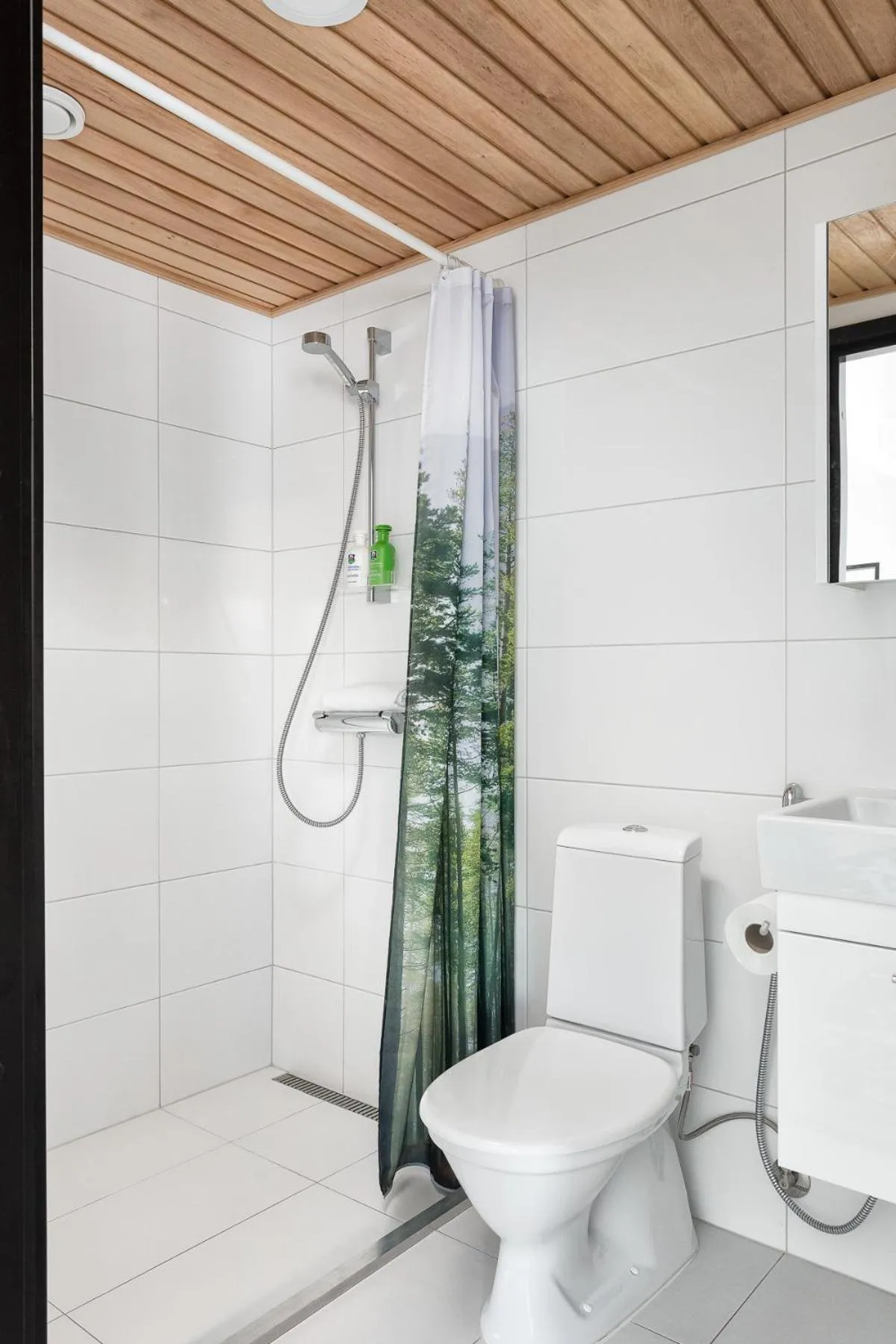 Bathroom in Hiisi Homes Helsinki Haaga